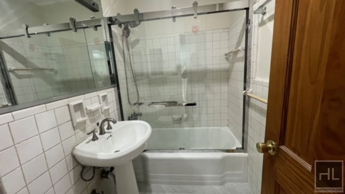 #9 photo, 390 Rugby Road, ブルックリン区 Ditmas Park , NY 11226