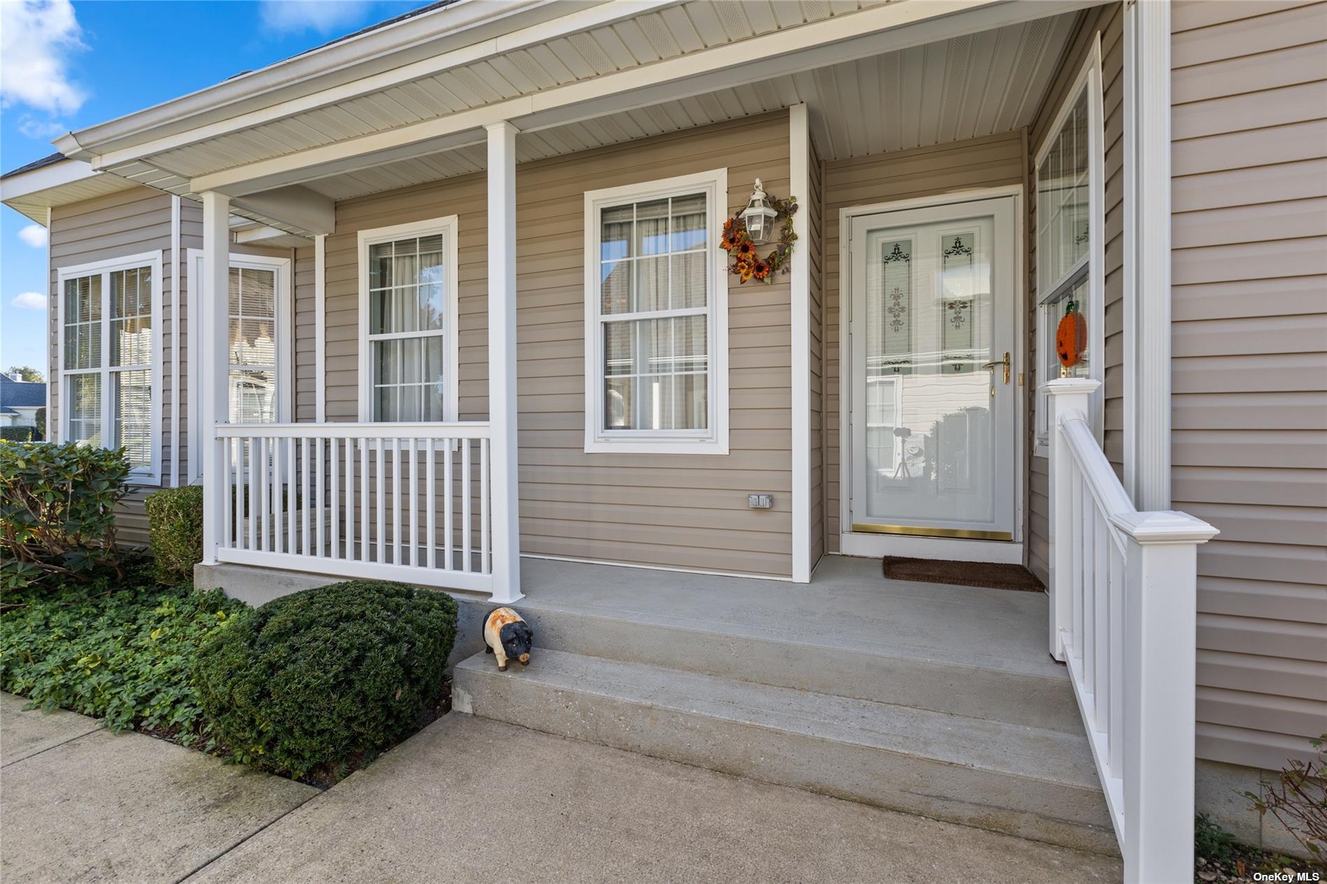 #1 photo, 105 Scenic Lake Drive, 東長島 Riverhead , NY 11901