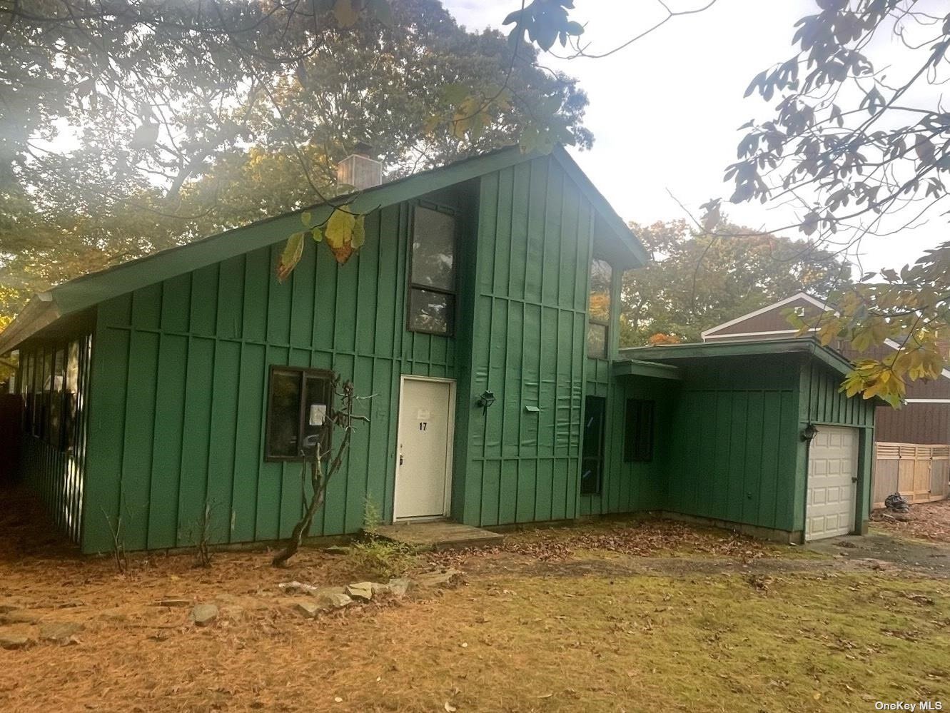 #1 photo, 17 Heather Drive, 东长岛 Remsenburg , NY 11960