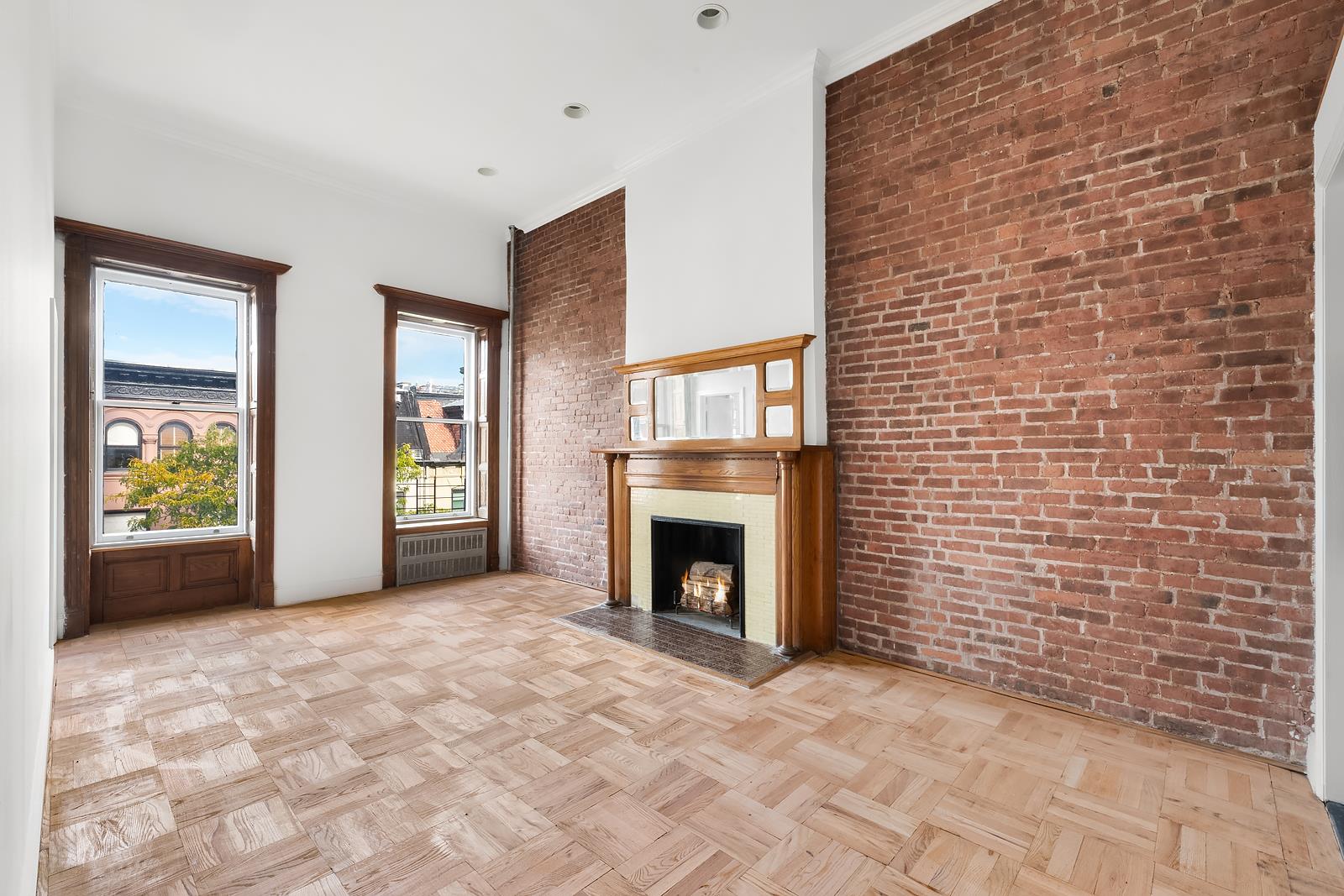 #1 photo, 122 West 80th Street, 曼哈顿 上西城 UWS , NY 10024