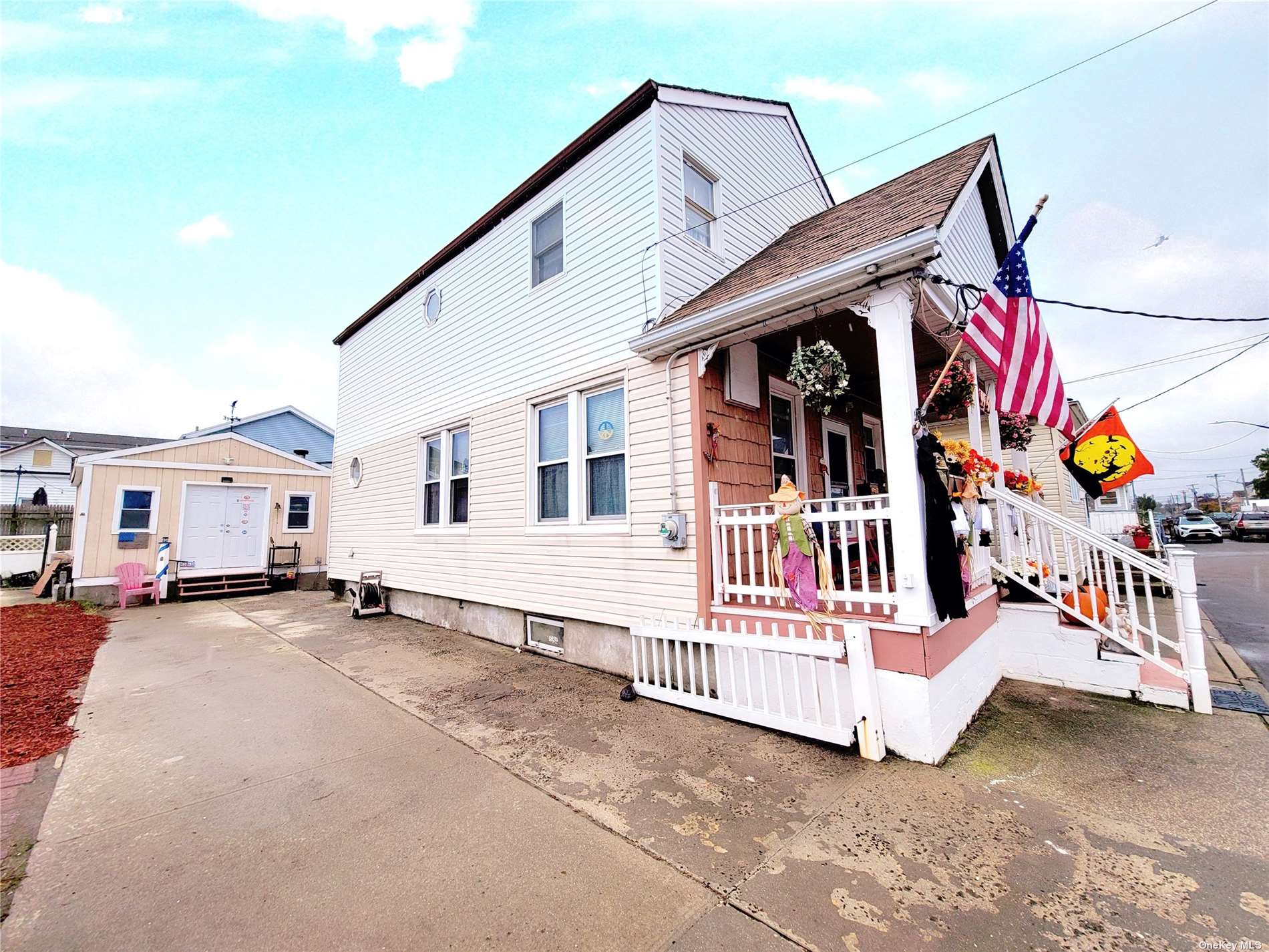 #1 photo, 99-50 164th Avenue, 皇后区 霍华德滩 Howard Beach , NY 11414