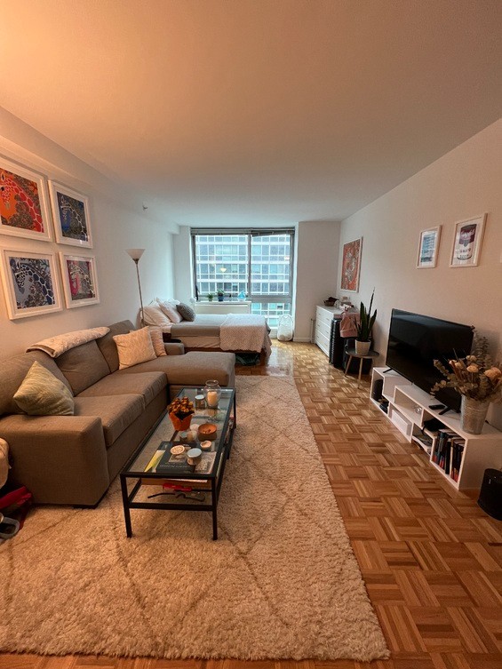 #1 photo, 455 W 37th Street, 曼哈顿 中城西区 Hell's Kitchen , NY 10018