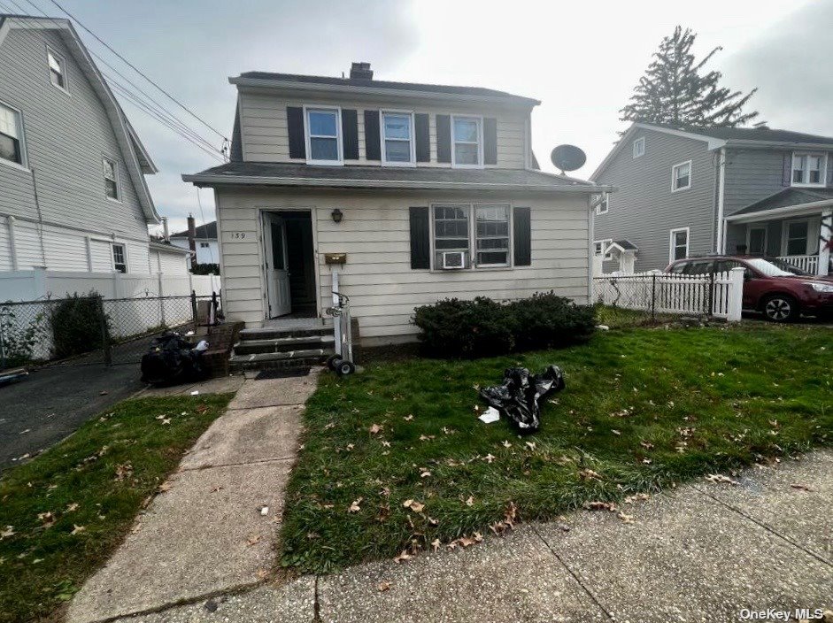 #1 photo, 139 5th Street, 长岛 Hicksville , NY 11801