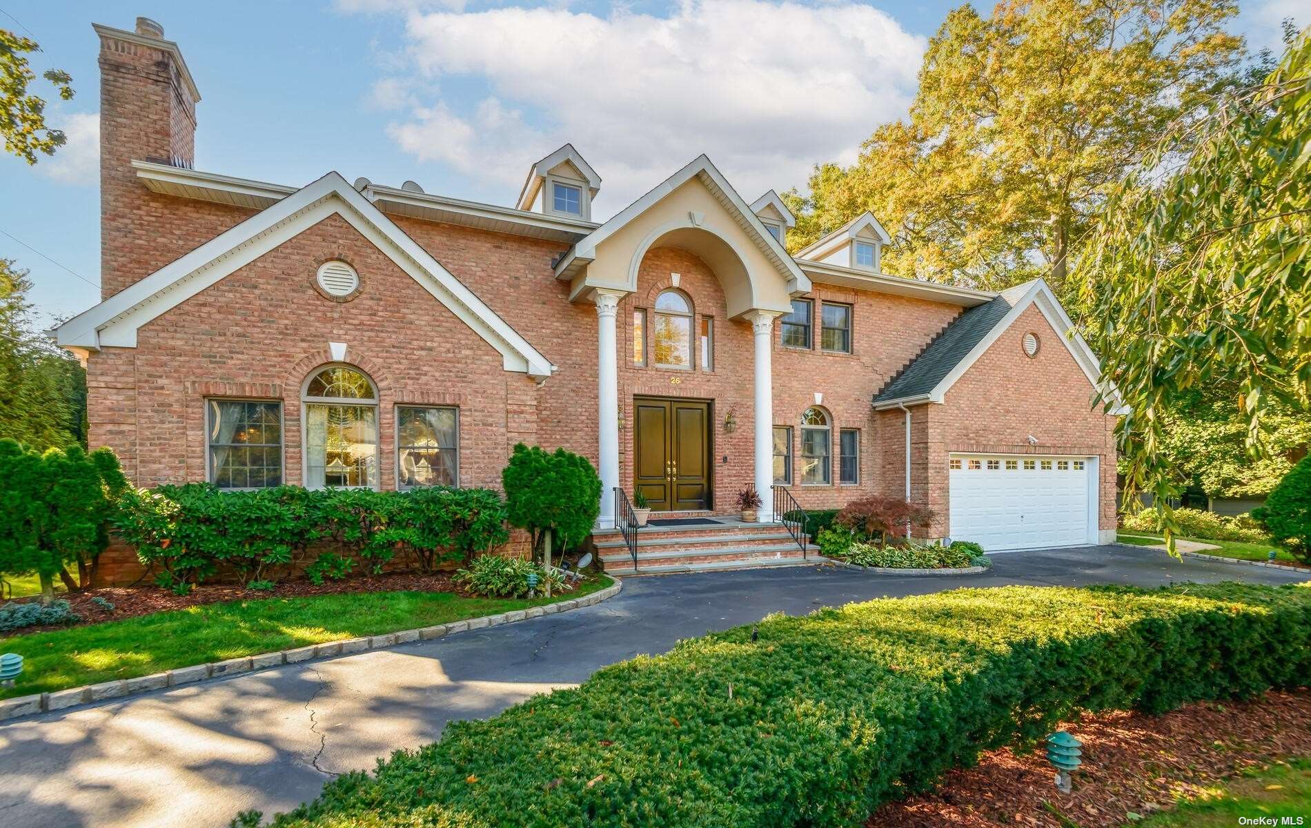 #1 photo, 26 Club Drive, 长岛 罗斯林 Roslyn Heights , NY 11577