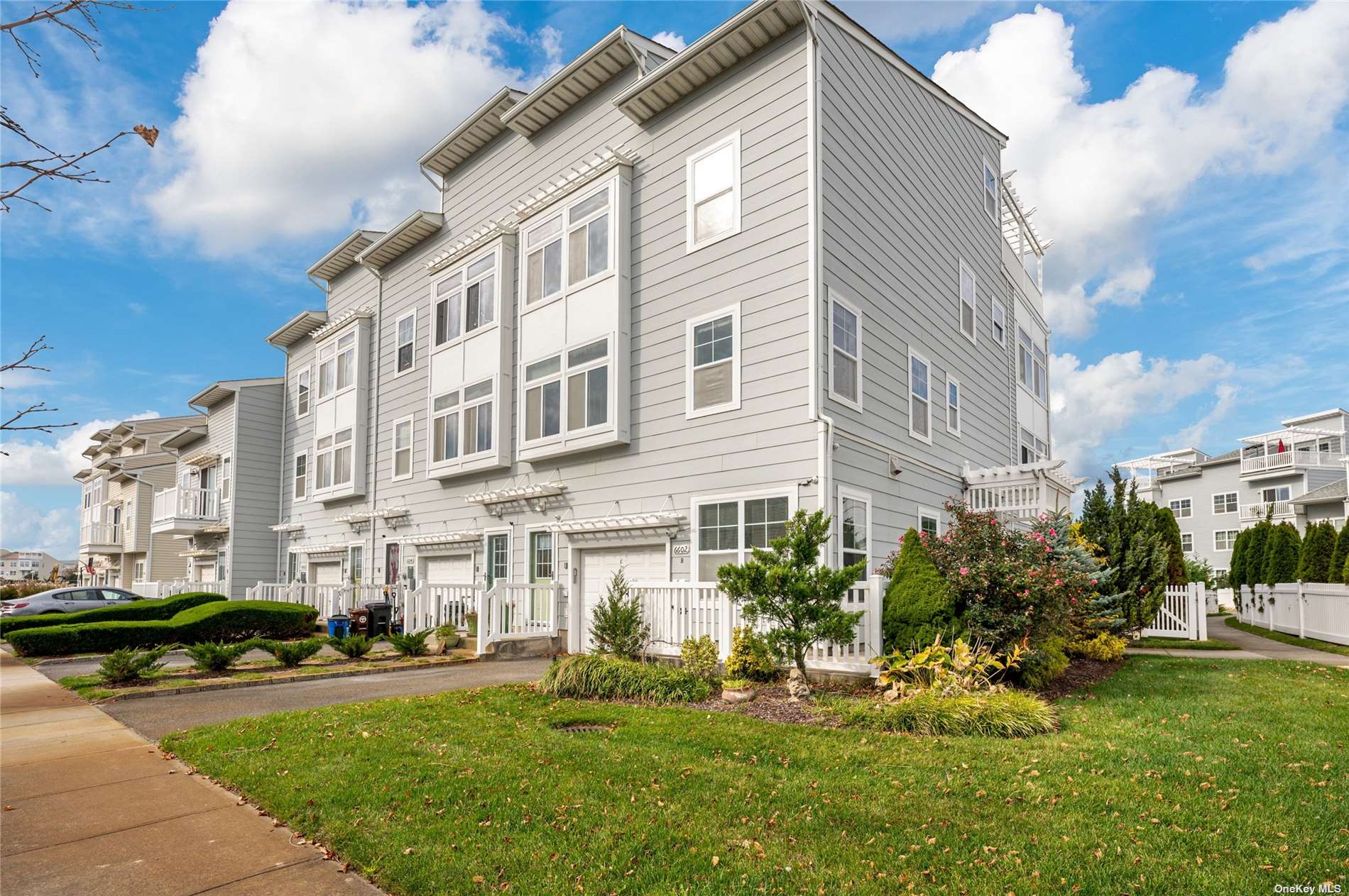 #1 photo, 66-02 Seaspray Avenue, 皇后区 Arverne , NY 11692