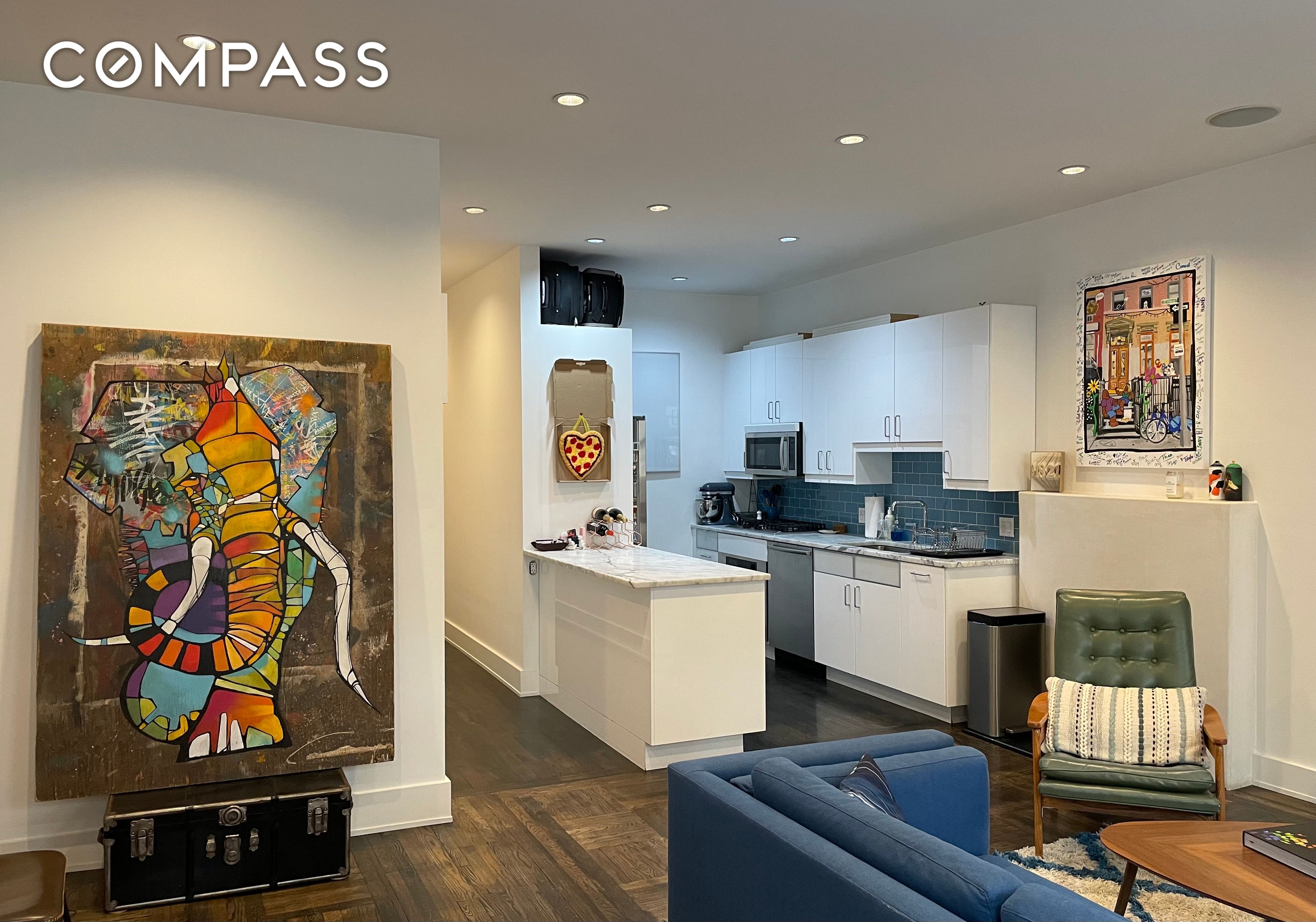 #1 photo, 114 St Marks Place, 曼哈顿 东村区 East Village , NY 10009