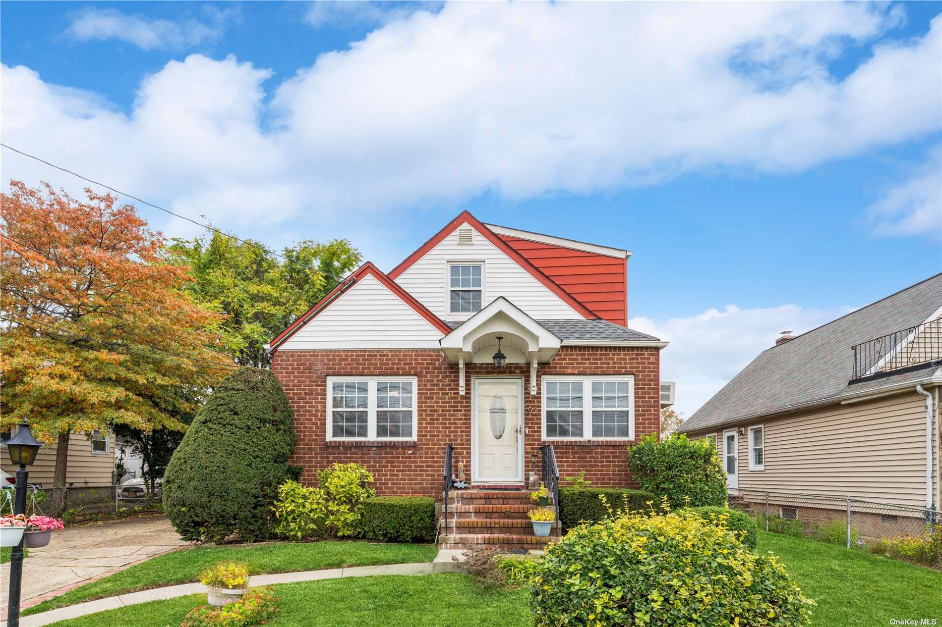 #1 photo, 92 Roeckel Avenue, 长岛 Valley Stream , NY 11580