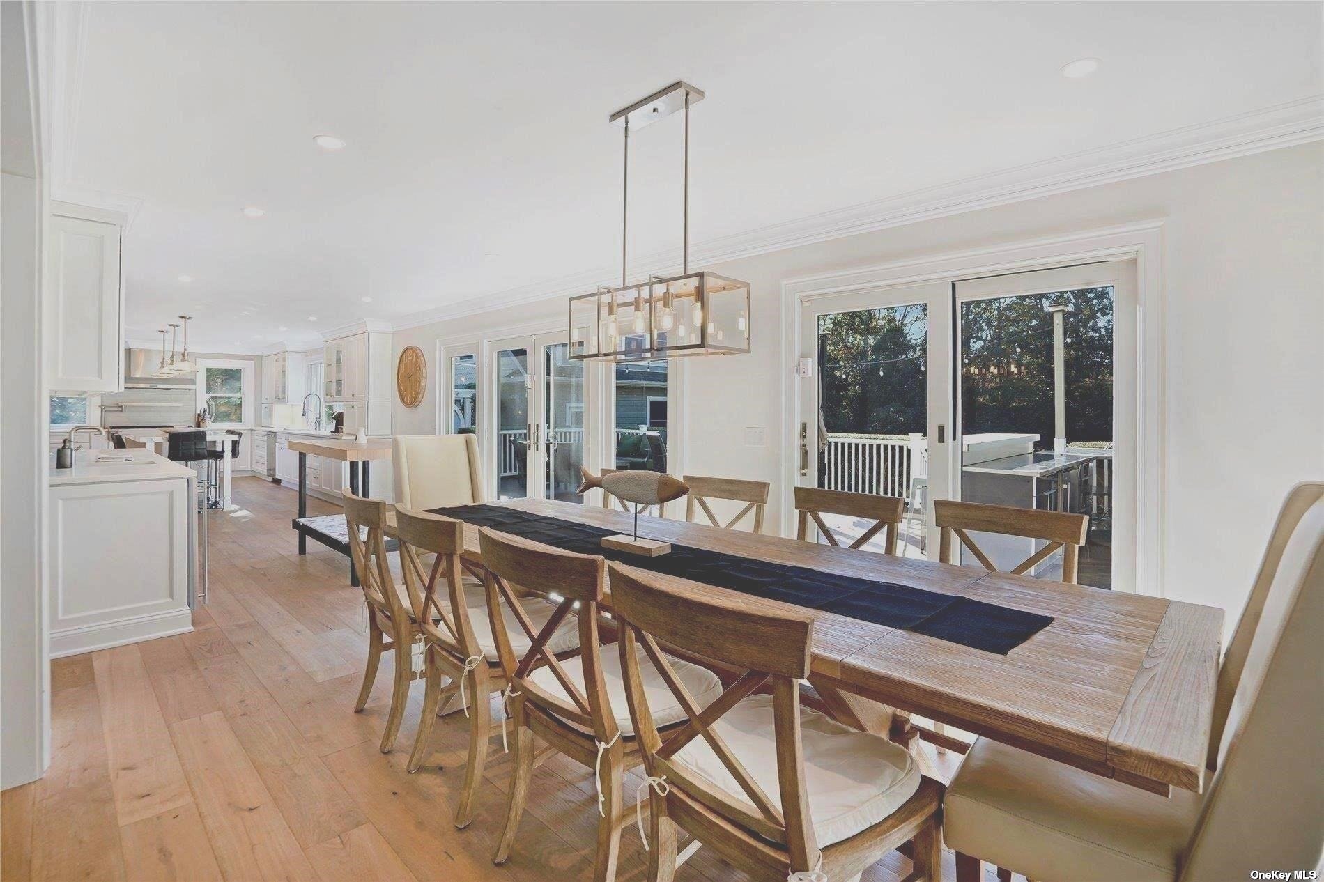 #1 photo, 16 Deborah Drive, 東長島 汉普顿 Westhampton Beach , NY 11978