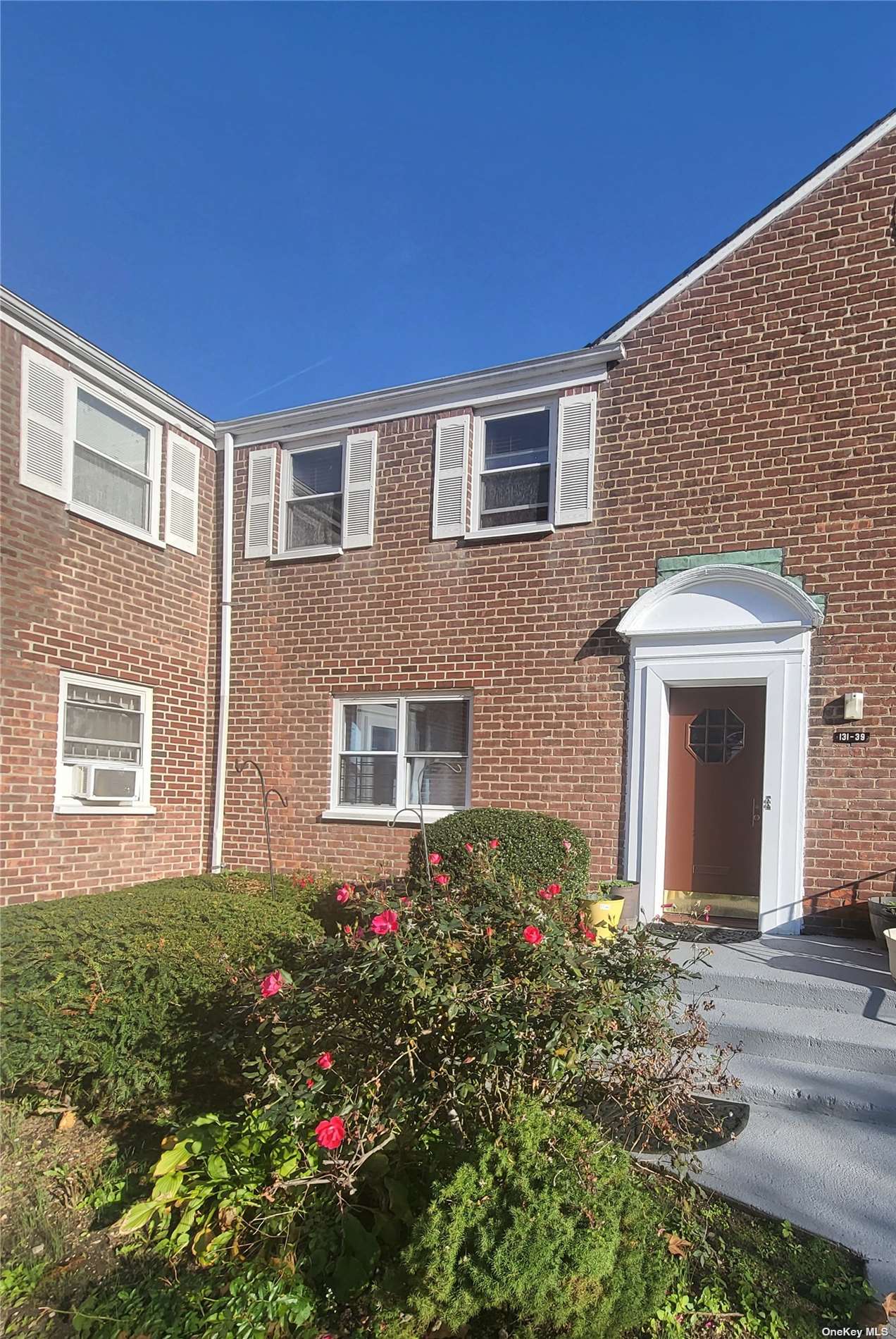 #1 photo, 131-39 234 Street, 皇后区 Rosedale , NY 11422