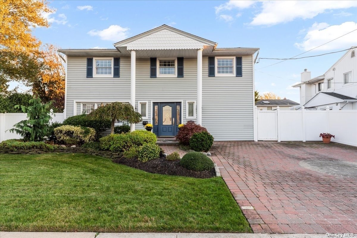 #1 photo, 1000 Mildred Drive, 長島 Baldwin , NY 11510