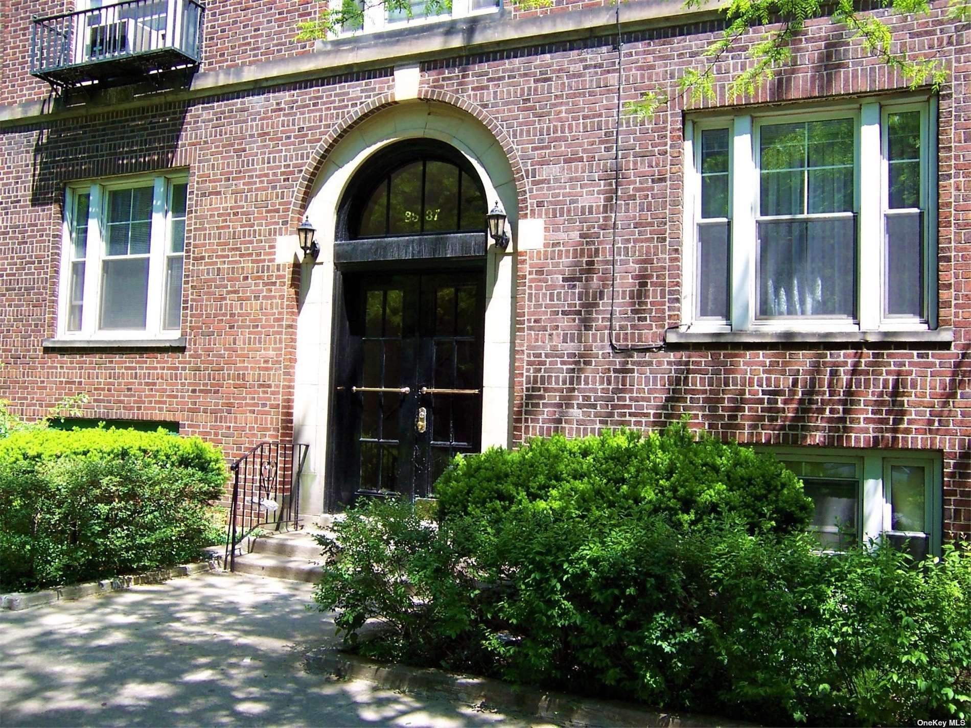 #1 photo, 35-25 78 Street, 皇后区 杰克逊高地 Jackson Heights , NY 11372