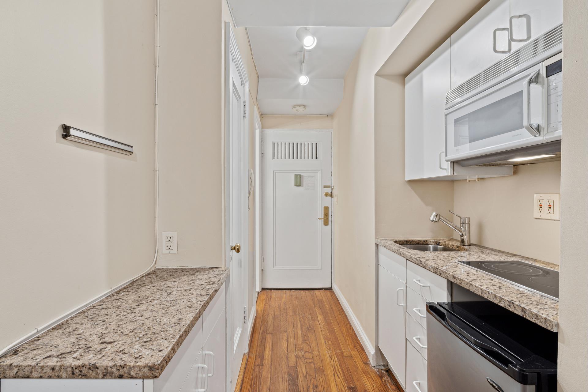 #1 photo, 25 TUDOR CITY Place, Манхэттен ‖ Murray Hill , NY 10017