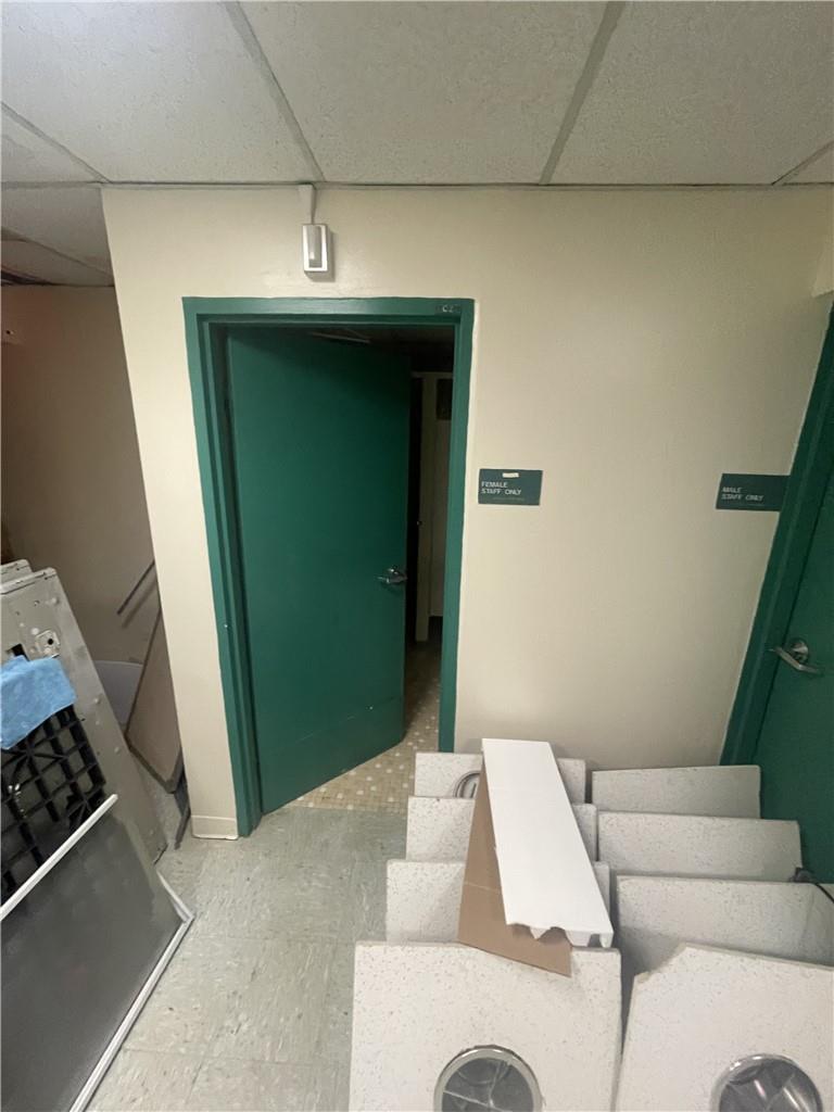 #5 photo, 1055 E Tremont Avenue, ブロンクス区 Bronx , NY 10460