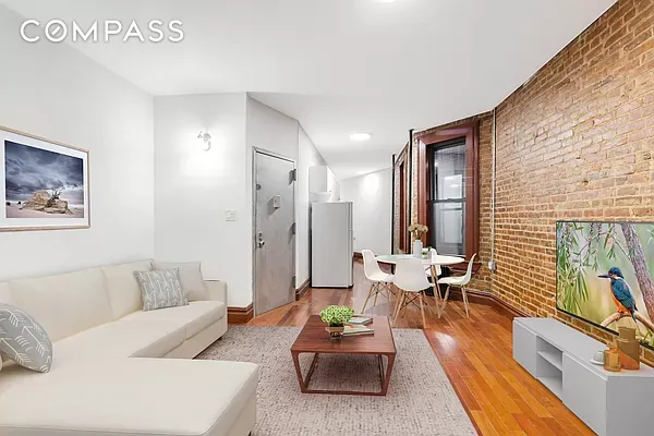 #1 photo, 326 E 94th Street, 曼哈顿 上东城 Upper East Side , NY 10128