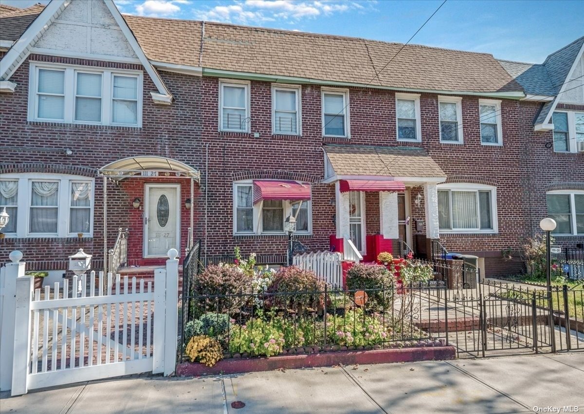 #1 photo, 111-29 205th Street, 皇后区 牙买加 Saint Albans , NY 11412