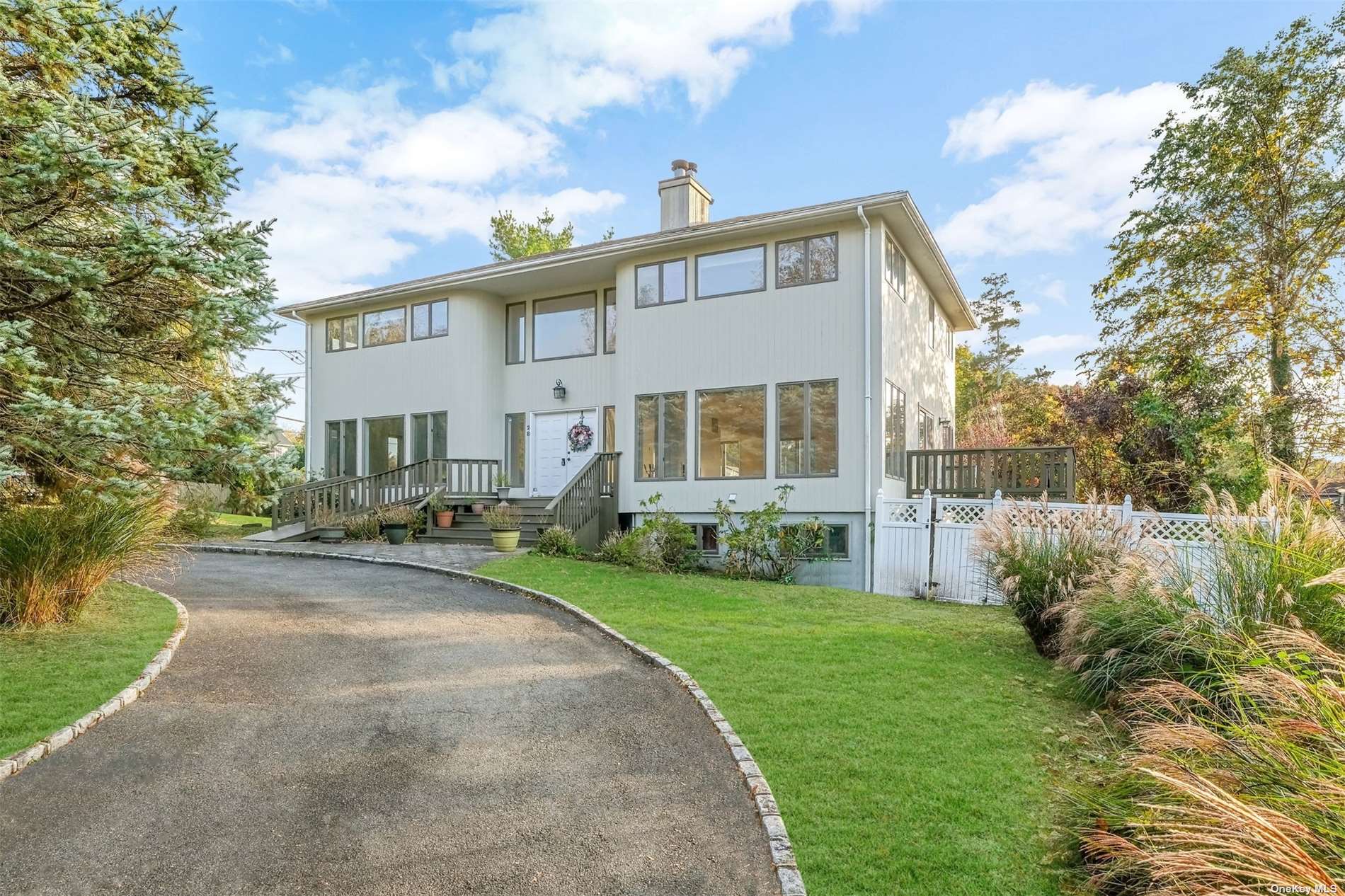 #1 photo, 28 Soundview Drive, 东长岛 Rocky Point , NY 11778