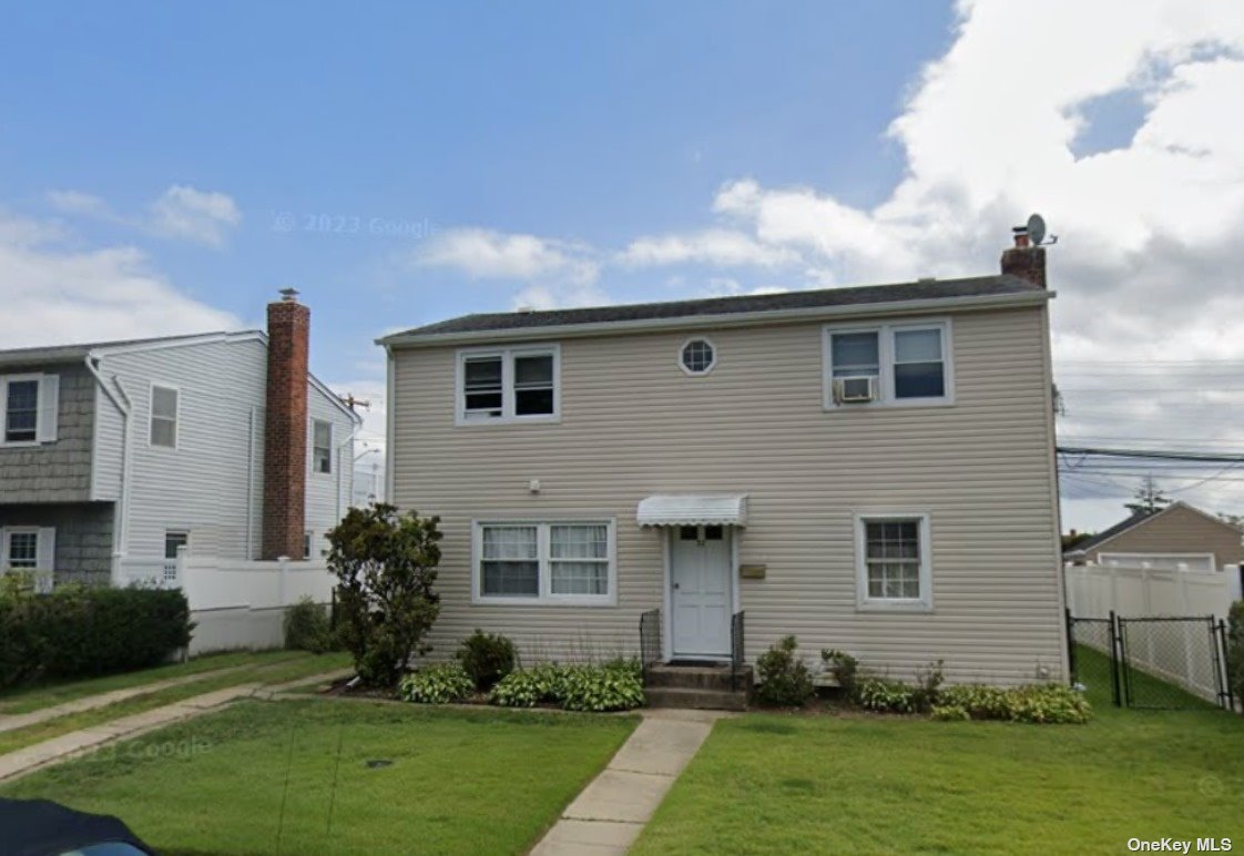 #1 photo, 32 Gables Drive, 长岛 Hicksville , NY 11801