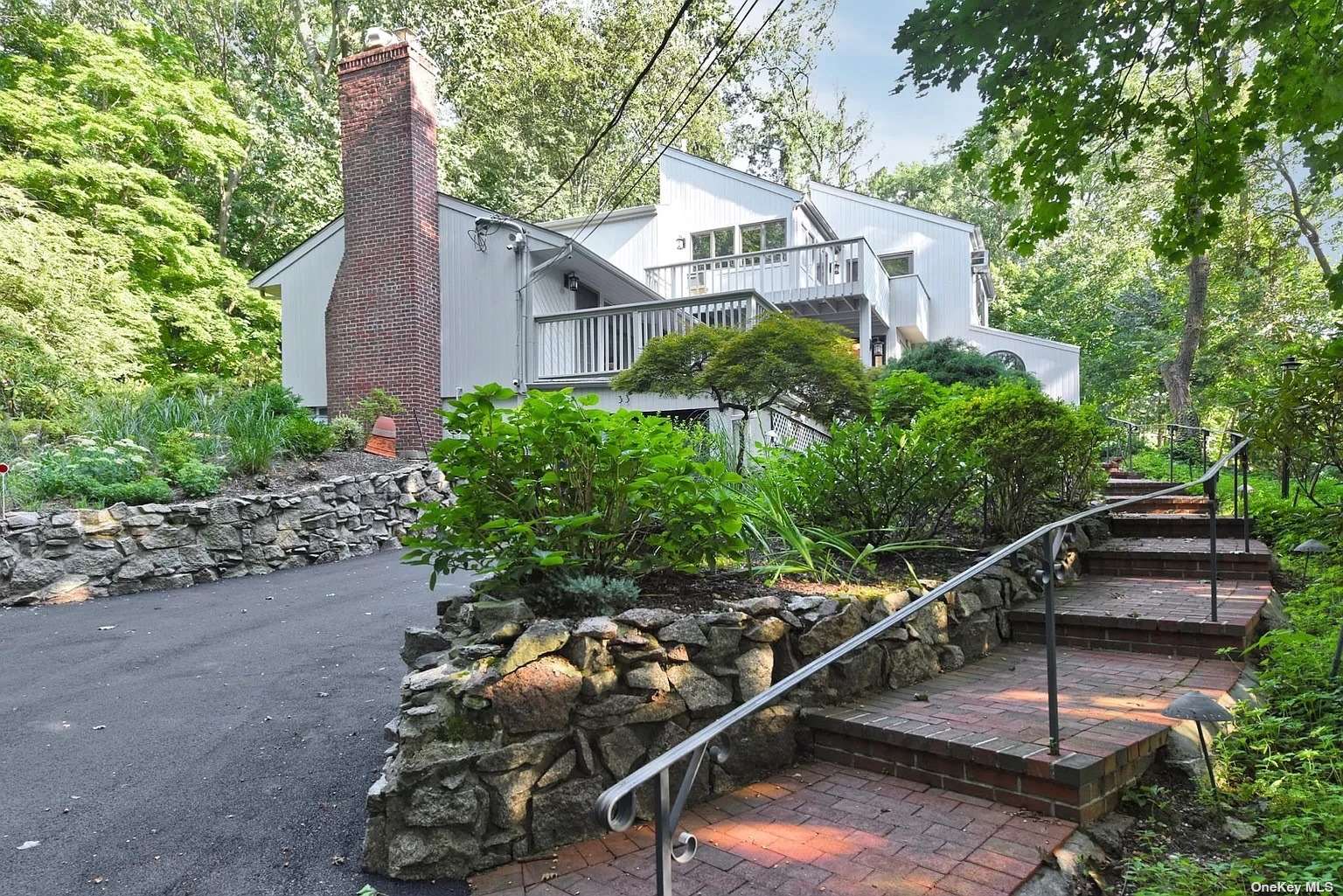 #1 photo, 33 Bayside Avenue, 长岛 华盛顿港 Port Washington , NY 11050