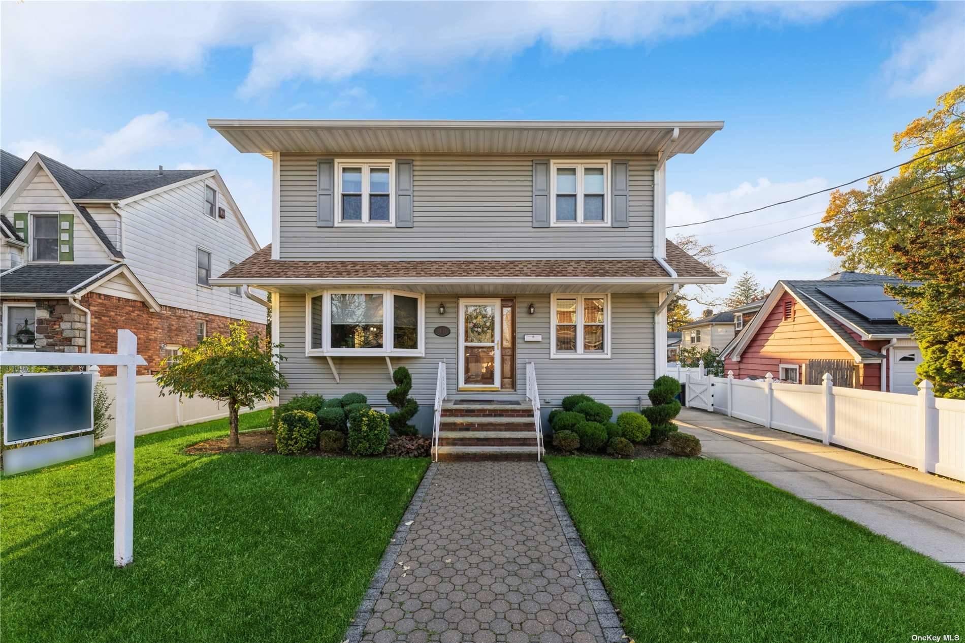 #1 photo, 35-12 213th Street, 皇后區 貝塞 Bayside , NY 11361