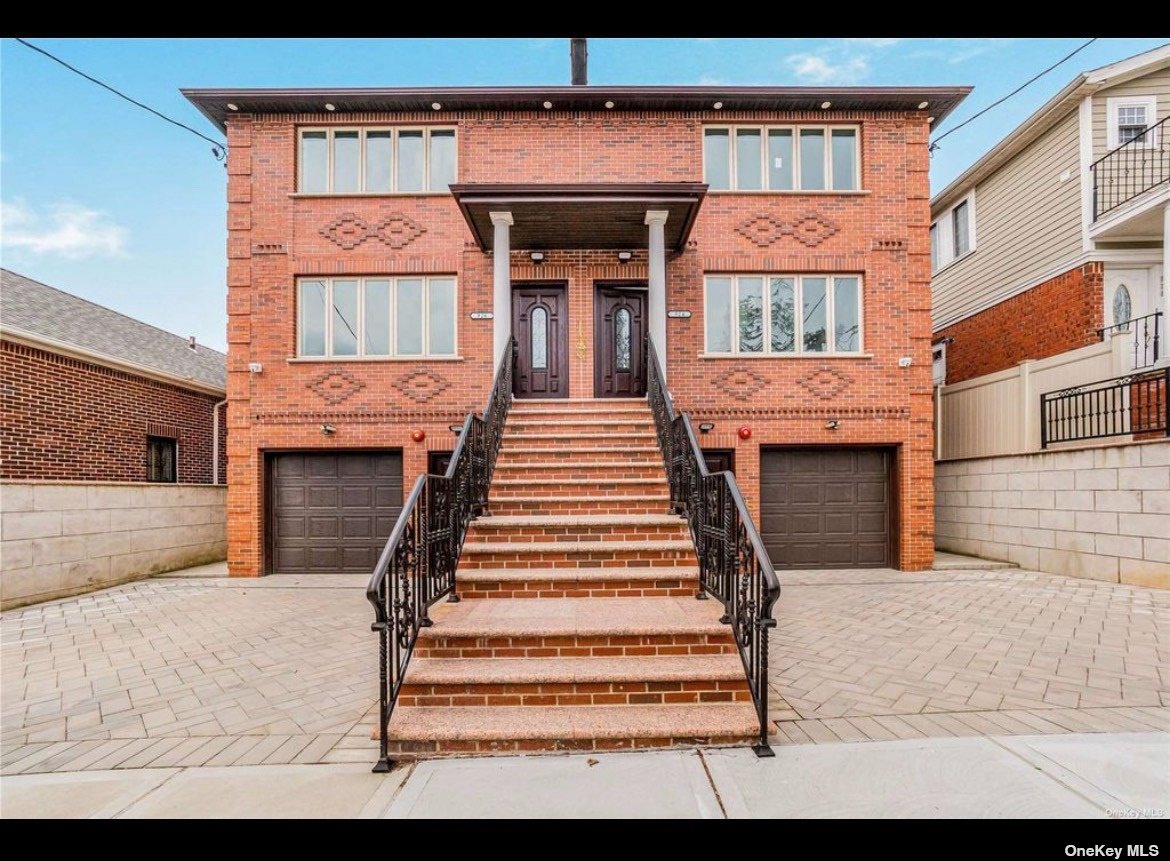 #1 photo, 926 129th Street, 皇后区 大学点 College Point , NY 11356