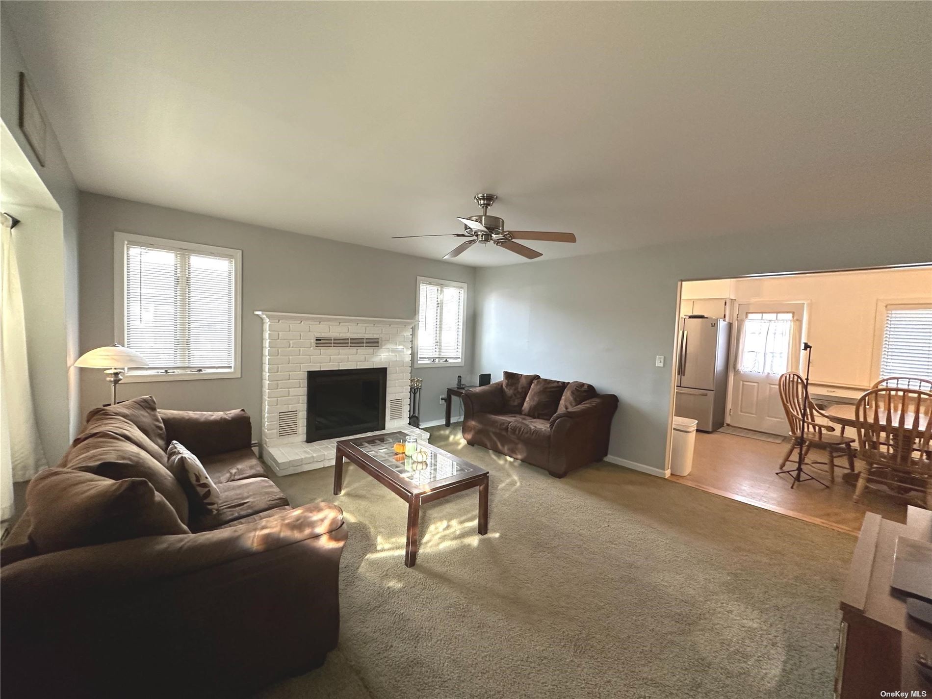 #1 photo, 23 Halewood Drive, 东长岛 Shirley , NY 11967