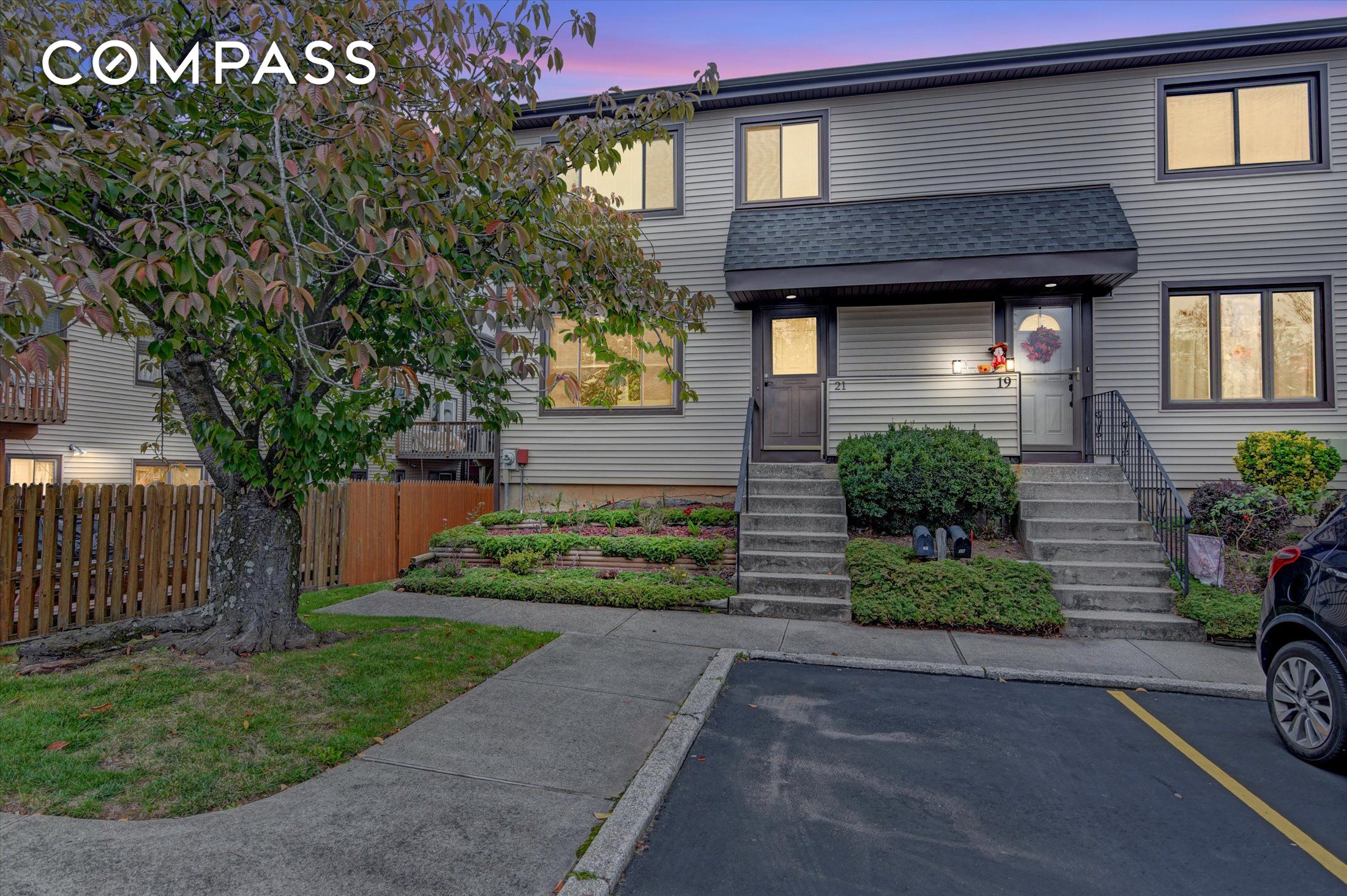 #1 photo, 21 Locust Court, 史丹顿岛 New York City , NY 10309