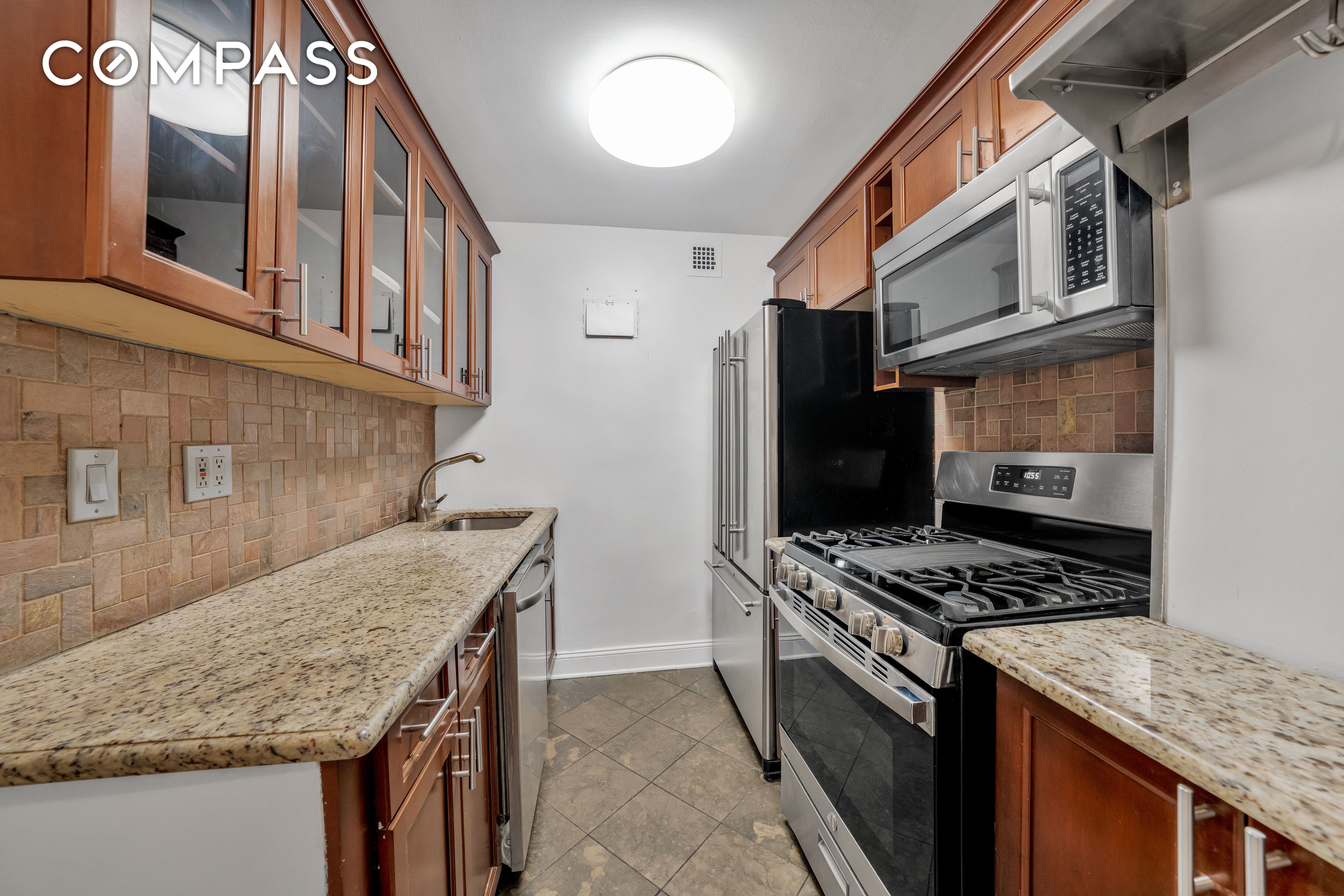 #1 photo, 235 E 57th Street, 曼哈顿 中城东区 Midtown East , NY 10022