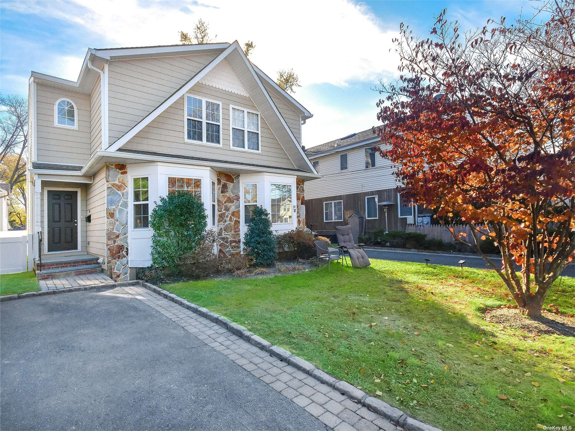 #1 photo, 30A Nesaquake Avenue, 长岛 华盛顿港 Port Washington , NY 11050