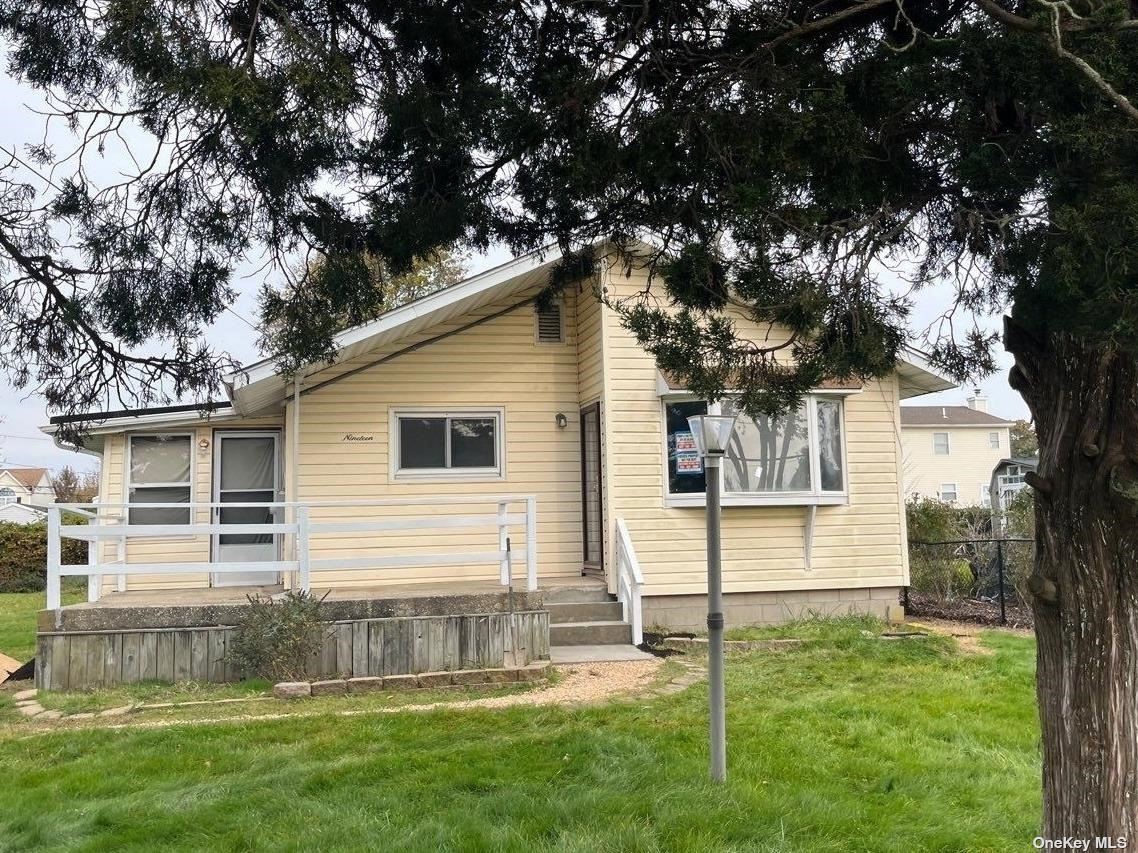 #1 photo, 19 Kent Drive, 东长岛 Shirley , NY 11967