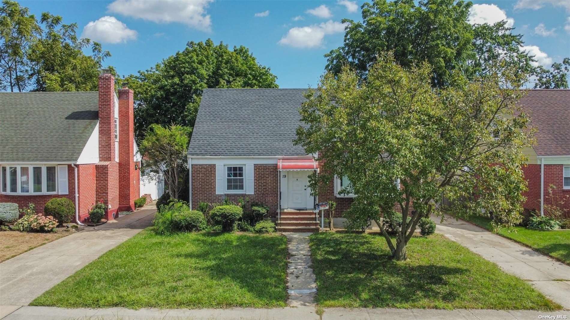 #1 photo, 19 Ascan Street, 长岛 Valley Stream , NY 11580