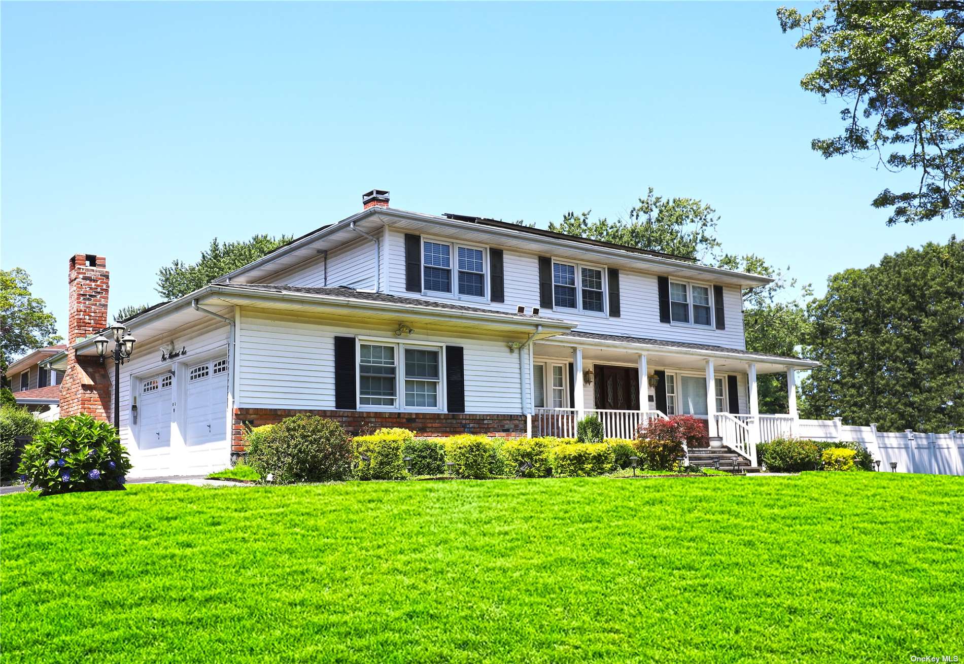 #1 photo, 106 Virginia Avenue, 东长岛 Lake Grove , NY 11755