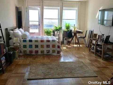 #1 photo, 325 Shore Road, 长岛 长滩 Long Beach , NY 11561