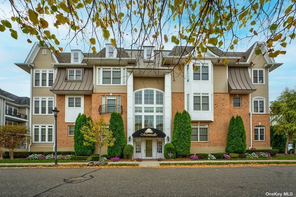 #1 photo, 140 Shady Lane, 长岛 西布雷 Westbury , NY 11590