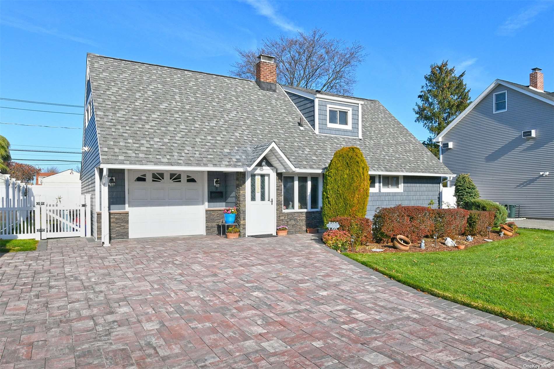 #1 photo, 31 Sunrise Lane, 长岛 Levittown , NY 11756