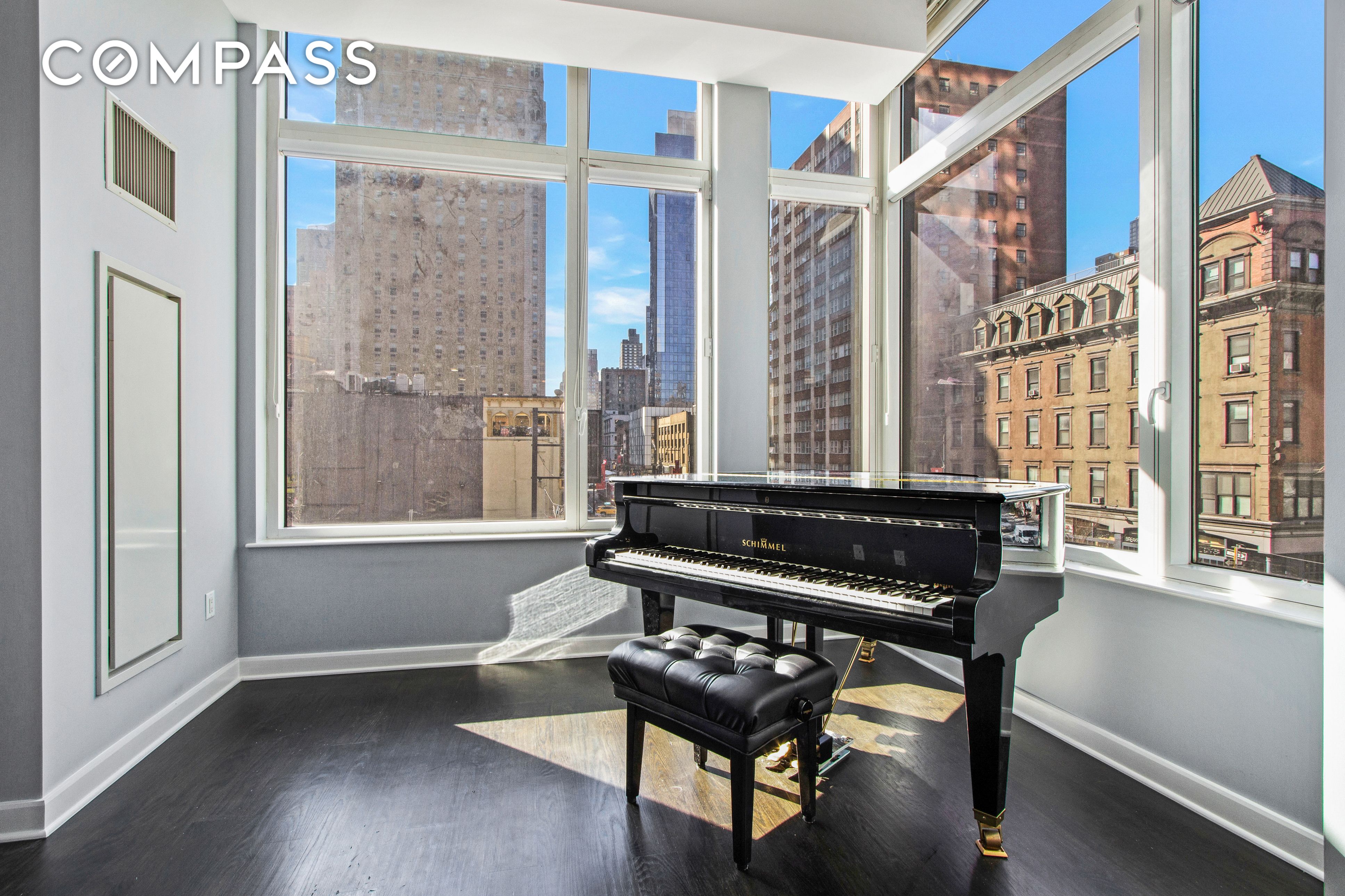 #1 photo, 247 W 46th Street, 曼哈顿 中城西区 Theater District , NY 10036