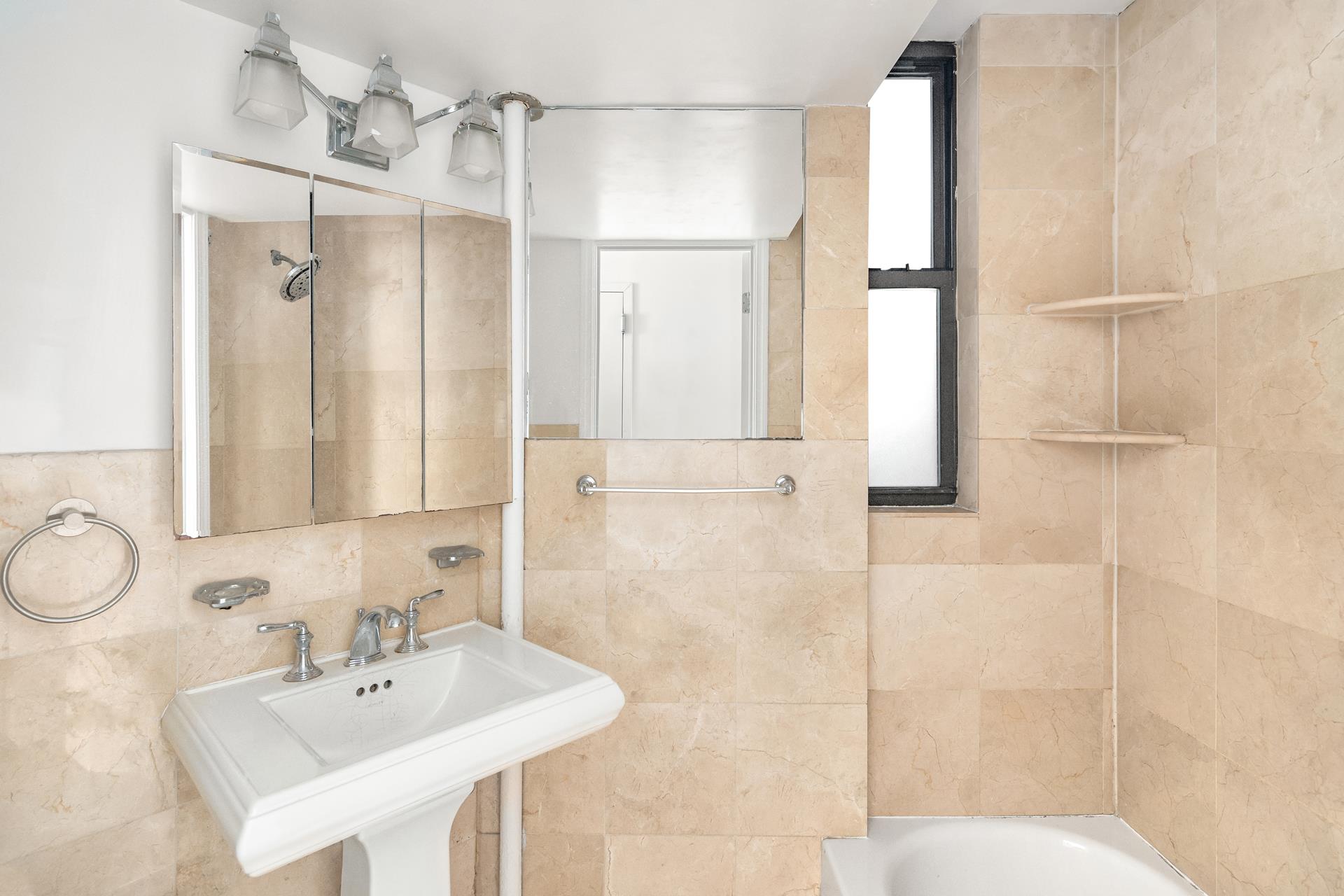 #1 photo, 245 MULBERRY Street, 曼哈顿 苏豪区 Nolita , NY 10012