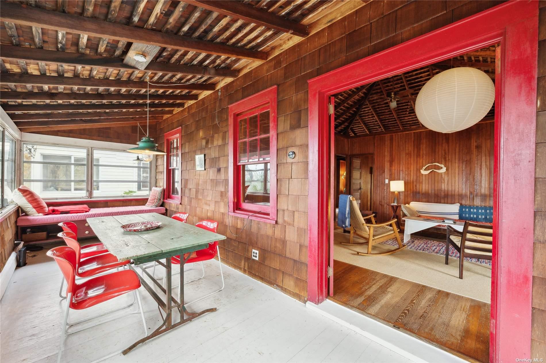 #16 photo, 400 Diamond Lane, Peconic , NY 11958