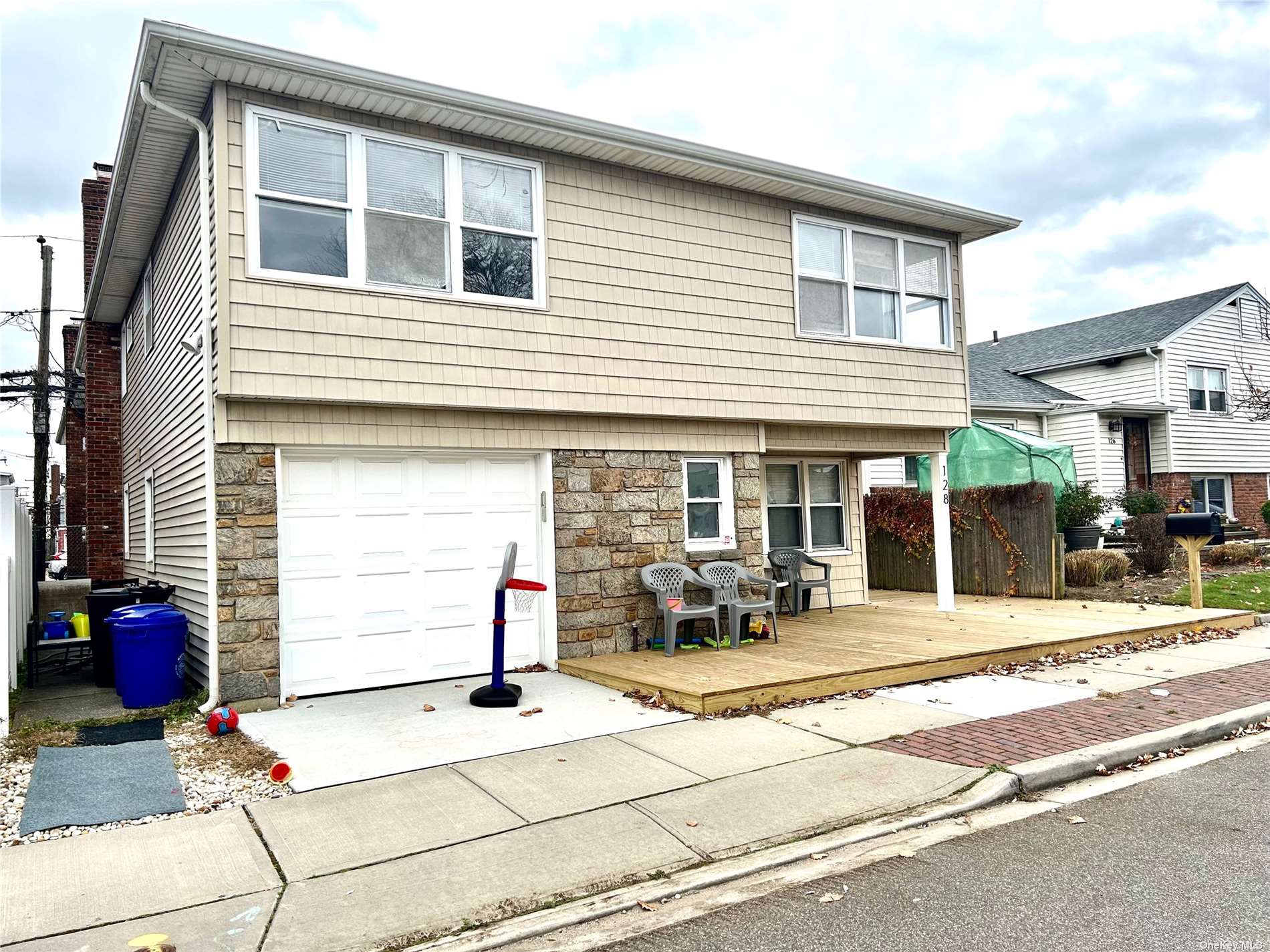 #1 photo, 128 Harding Avenue, 长岛 长滩 Long Beach , NY 11561