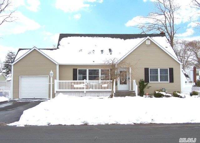 #1 photo, 20 Peacock Lane, サフォーク郡 North Babylon , NY 11703