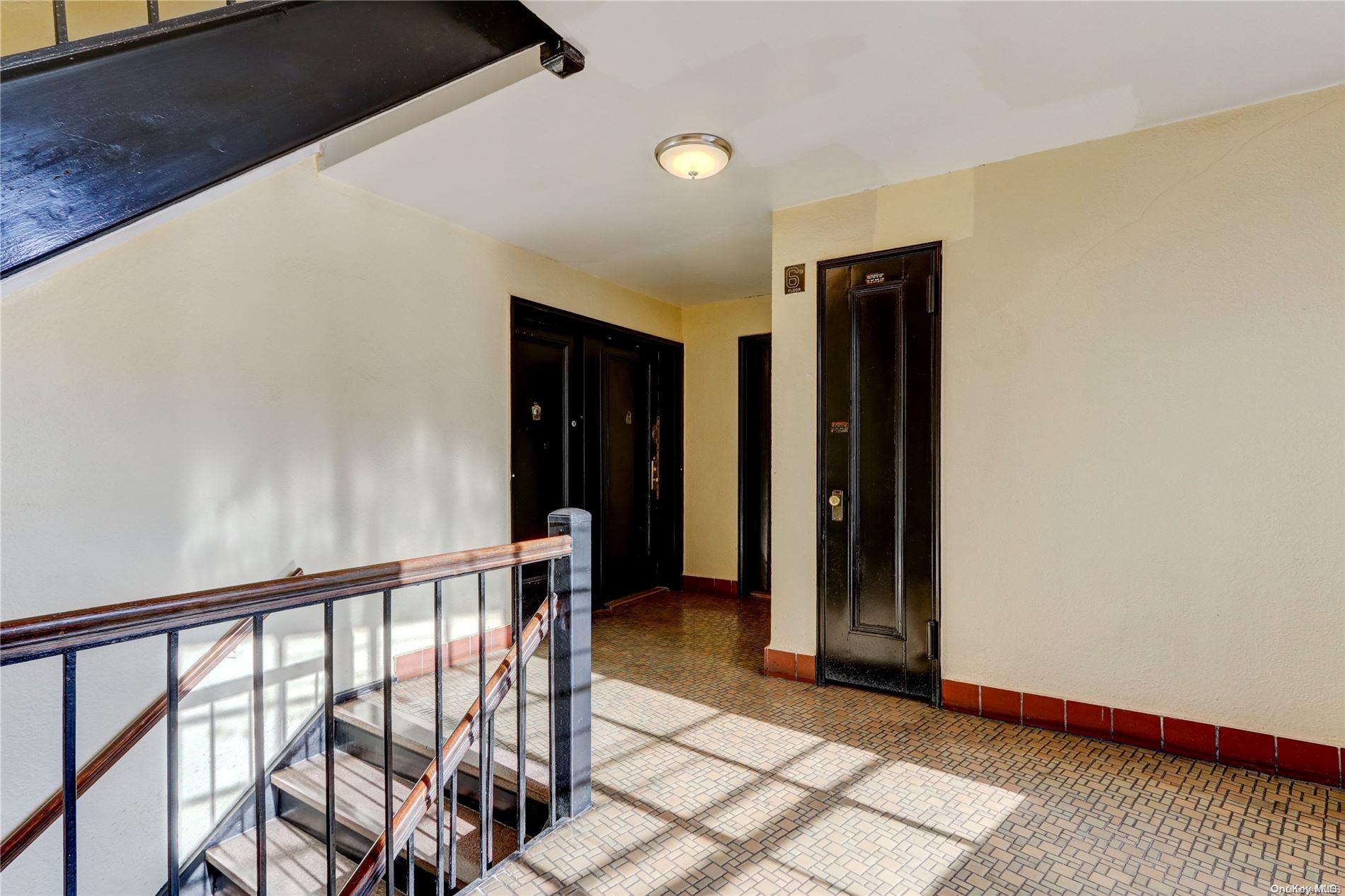 #6 photo, 325 E 201st, ブロンクス区 Bronx , NY 10458