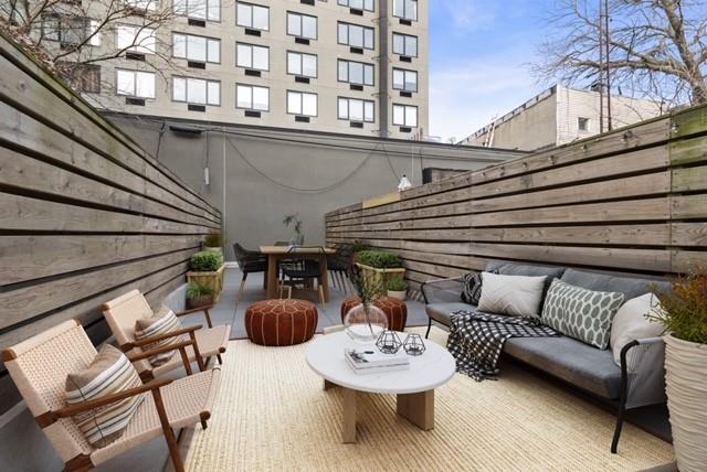 #1 photo, 213 MAUJER Street, 布鲁克林 威廉斯堡 Williamsburg,South , NY 11206