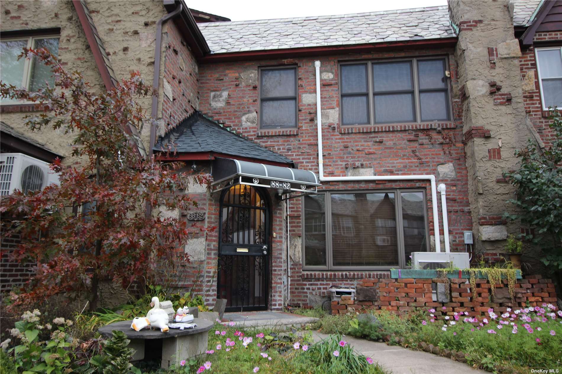 #1 photo, 88-82 62 Drive, 皇后区 雷哥公园 Rego Park , NY 11374