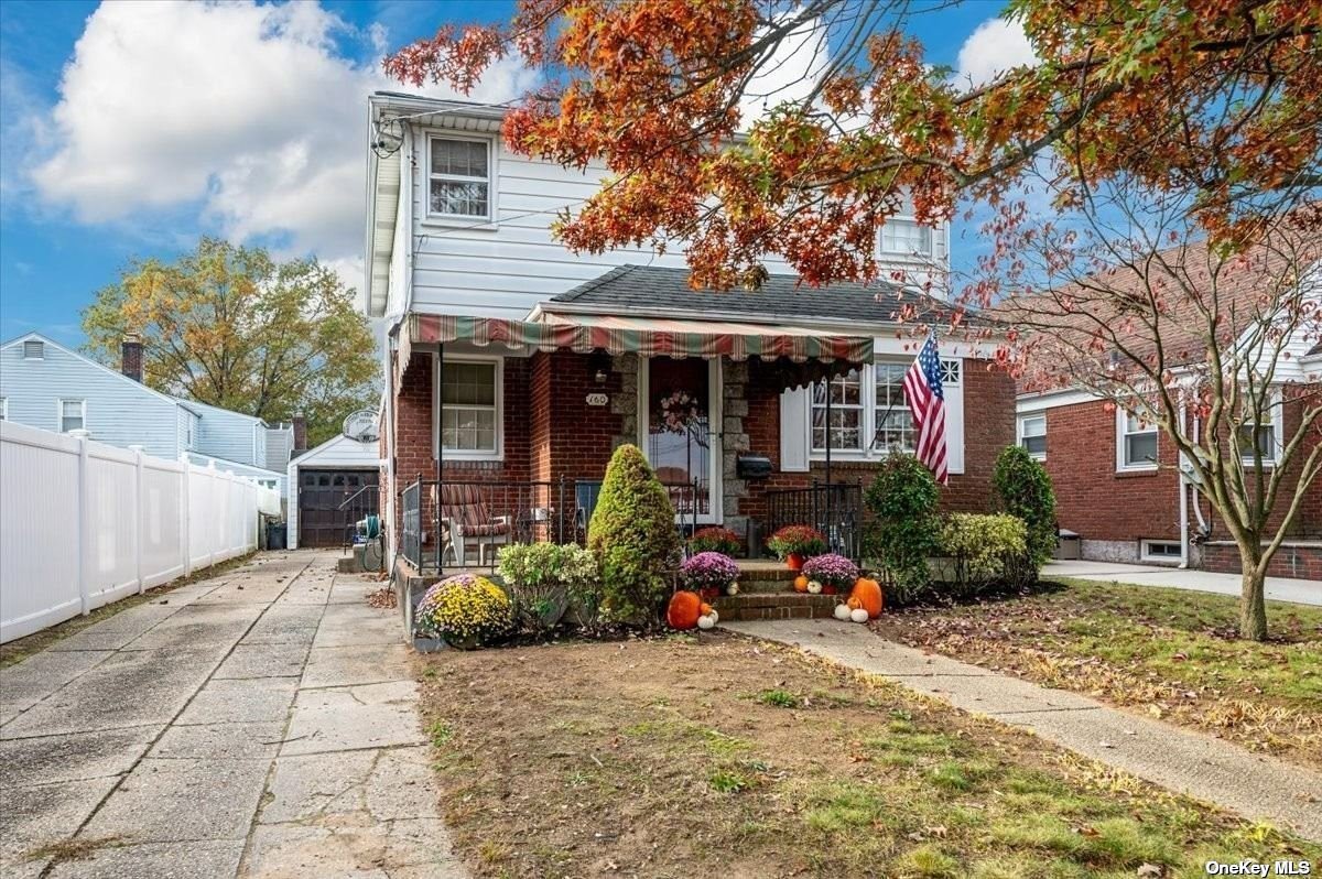 #1 photo, 160 E Dover Street, 长岛 Valley Stream , NY 11580