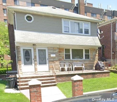 #1 photo, 15-03 201st Street, 皇后區 貝塞 Bayside , NY 11360