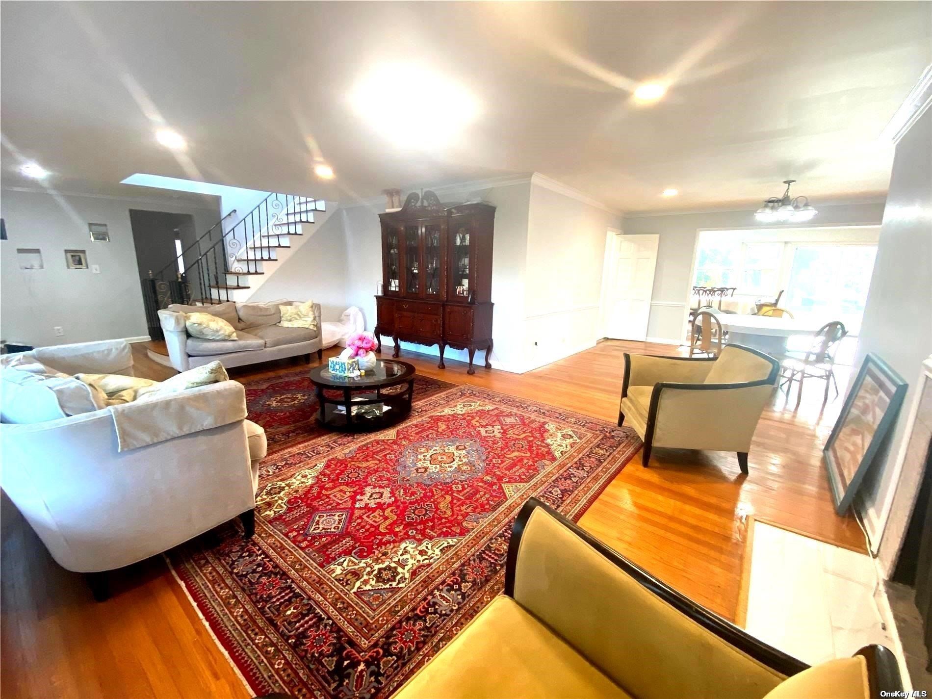 #1 photo, 60 Gristmill Lane, 长岛 大颈 Great Neck , NY 11023