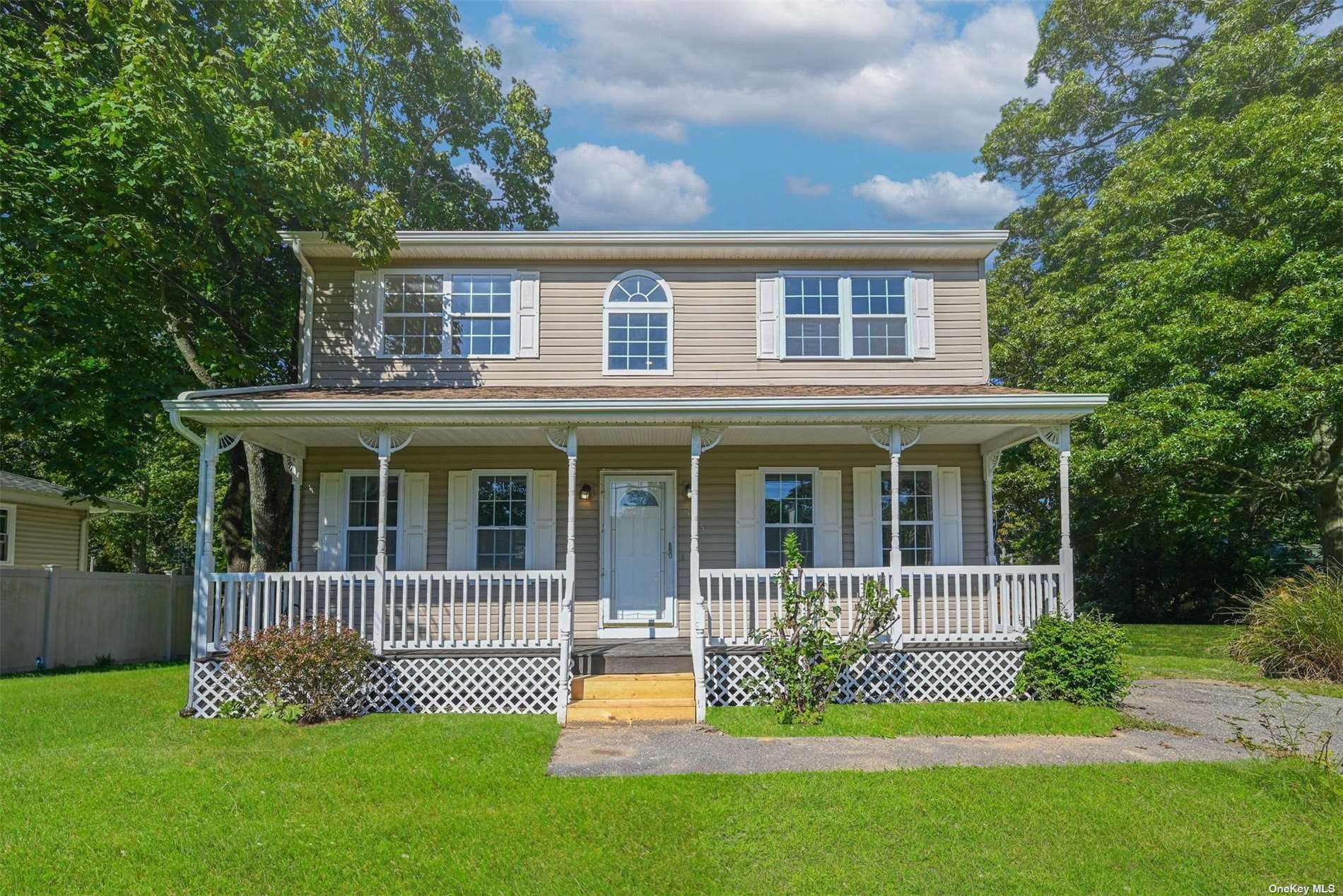 #1 photo, 185 Main Avenue, 东长岛 Mastic , NY 11950