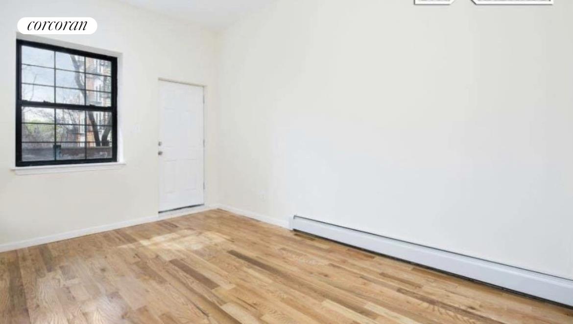 #1 photo, 221 MANHATTAN Avenue, 布鲁克林 威廉斯堡 Williamsburg,South , NY 11206