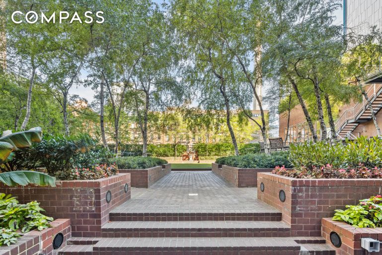 #18 photo, 515 E 72nd Street, マンハッタン Lenox Hill , NY 10021