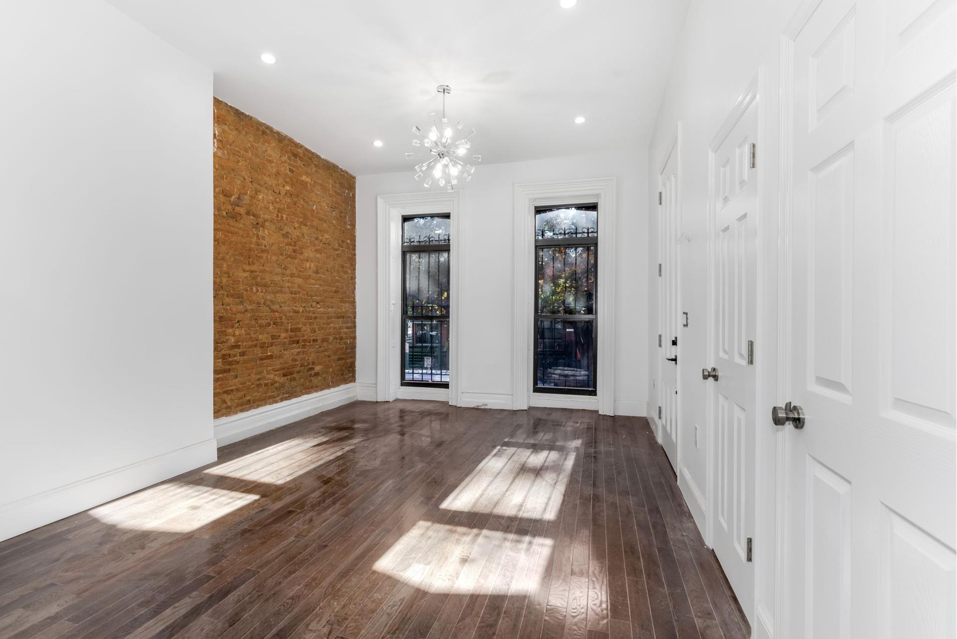 #1 photo, 721 GREENE Avenue, 布鲁克林 Stuyvesant Heights , NY 11221