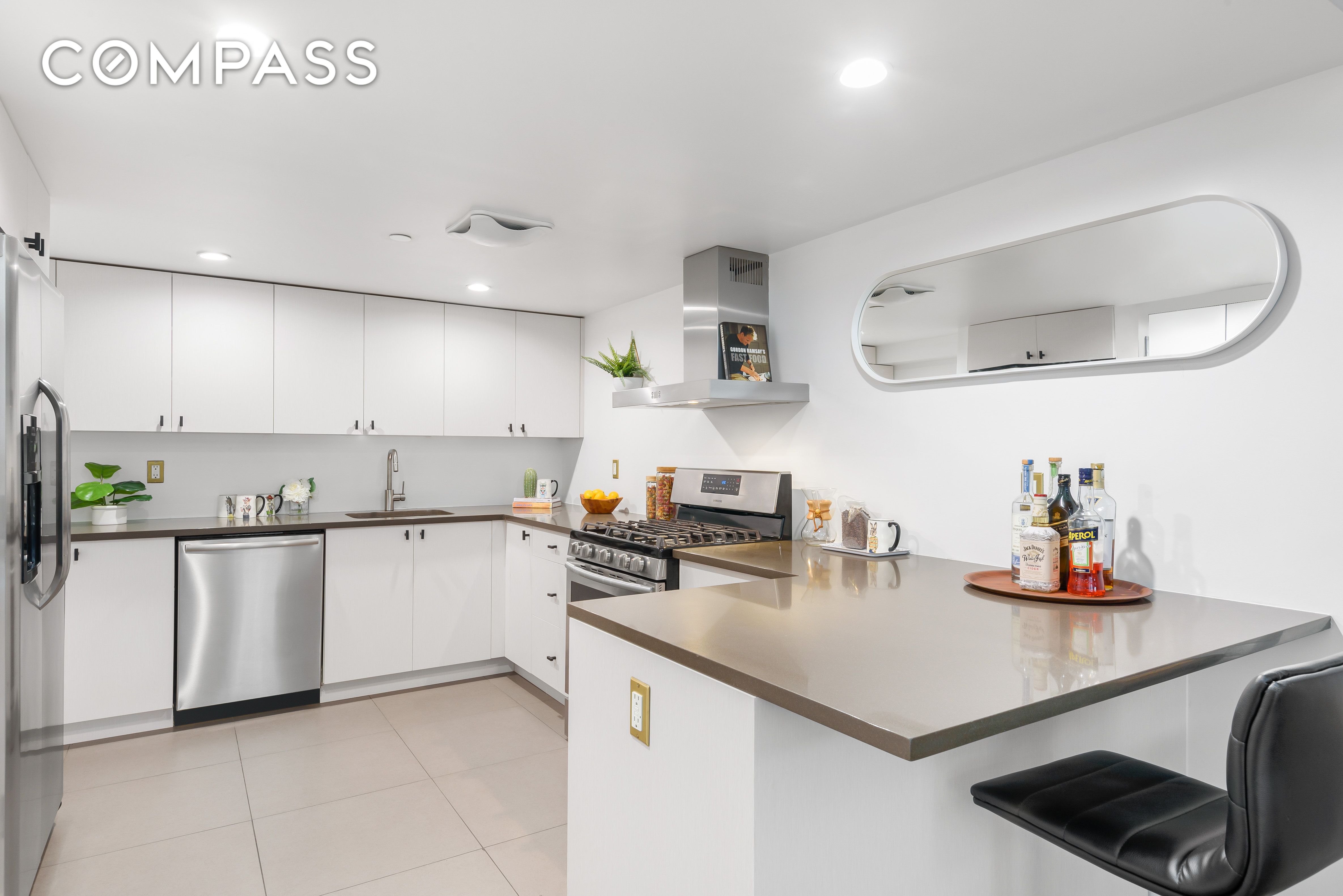 #1 photo, 66 N 1st Street, 布鲁克林 威廉斯堡 Williamsburg , NY 11249